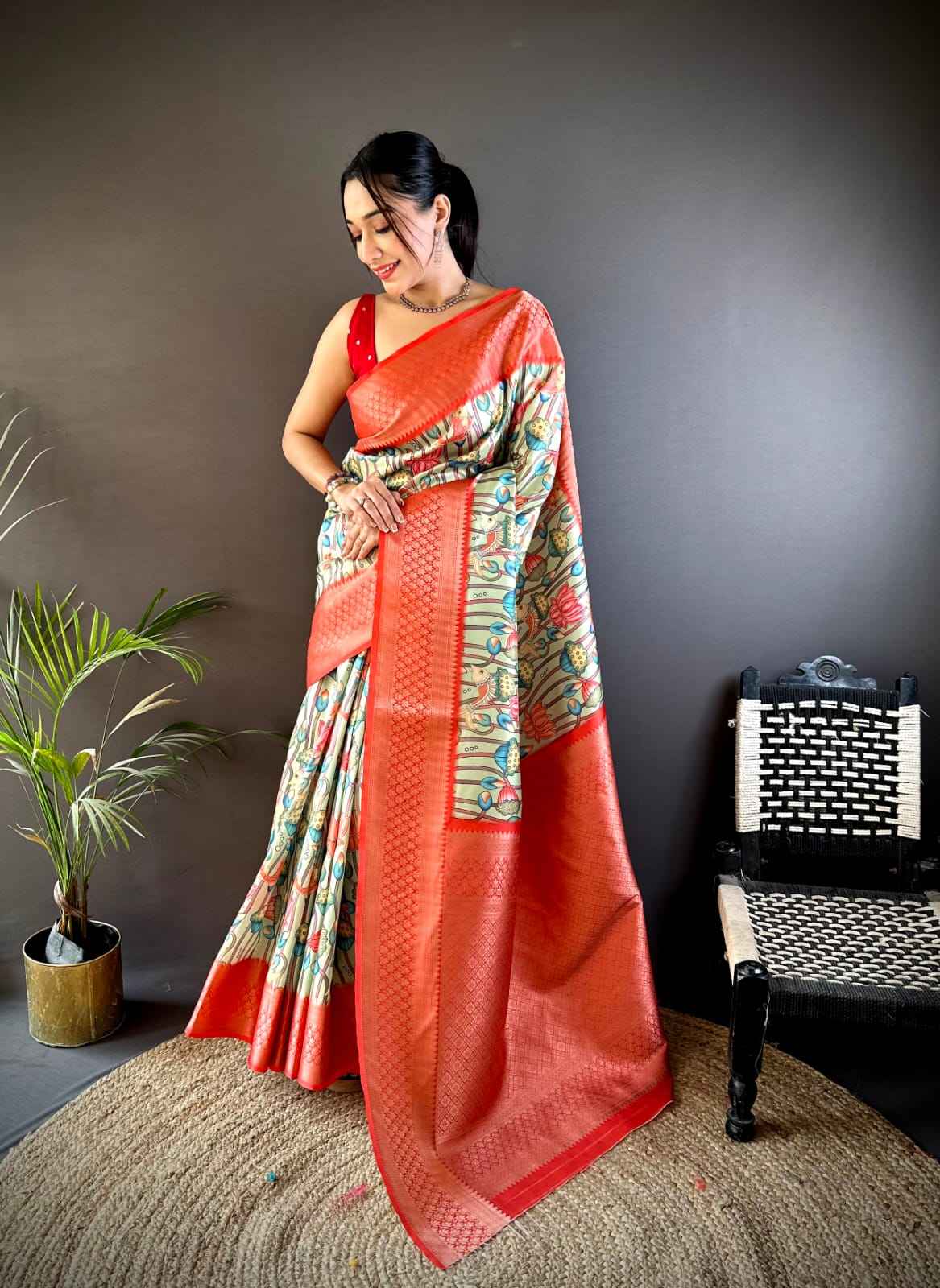 BANARASI PURE LICHI SILK FLORAL DIGITAL PRINT PAITHANI SAREE AT WHOLESALE PRICE