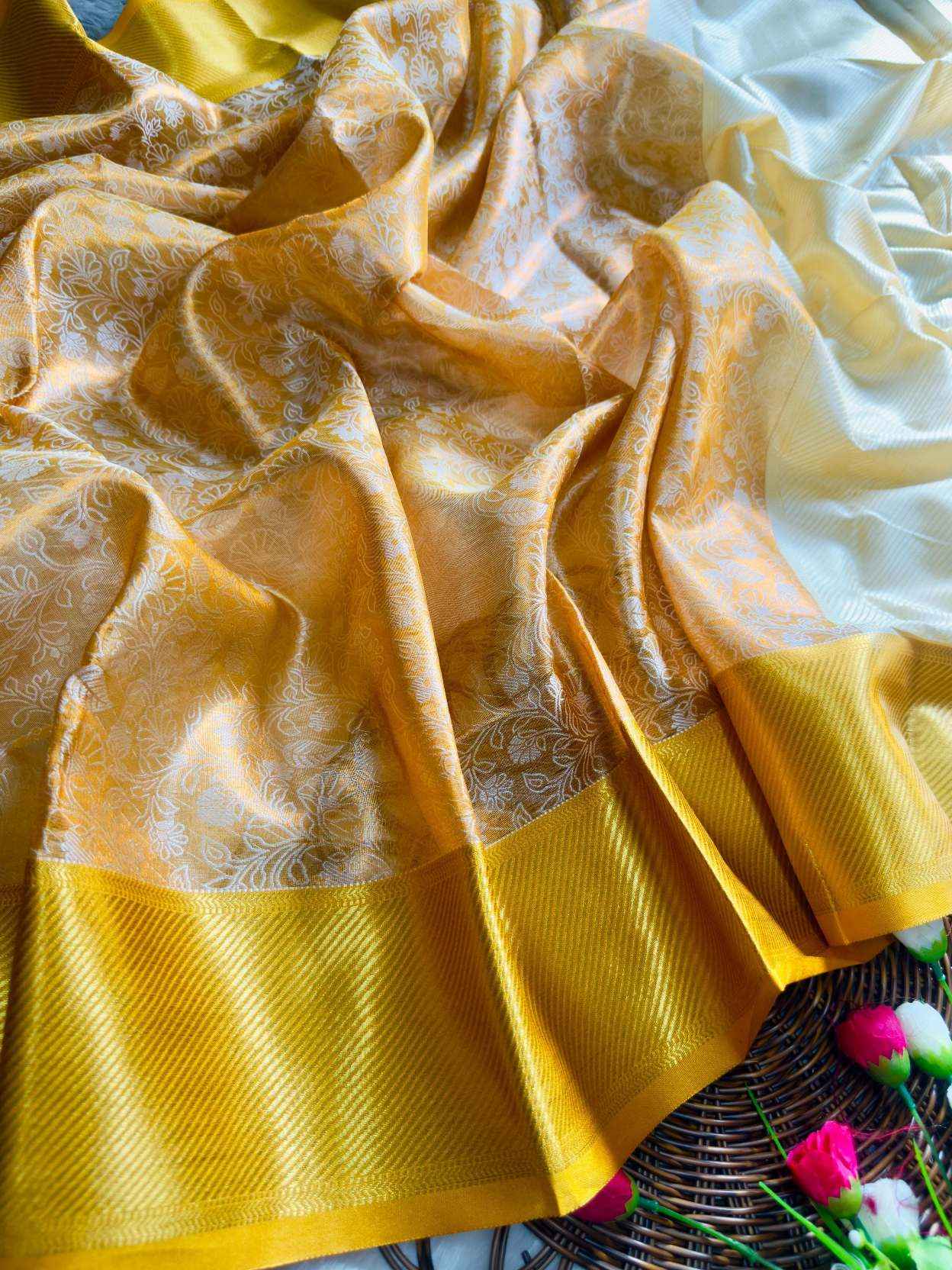 BANARSI HANDLOOM GOLDEN TISSUE ZARI SILK SAREE AT WHOLESALE PRICE