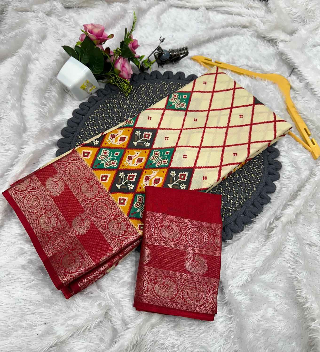 SOFT DOLA SILK WITH RICH PALLU SAREE AT WHOLESALE PRICE