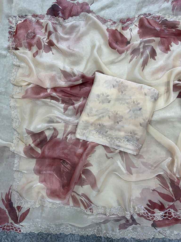 SOFT SPACE SILK WITH BEAUTIFUL FLORAL PRINT SAREE AT WHOLESALE PRICE