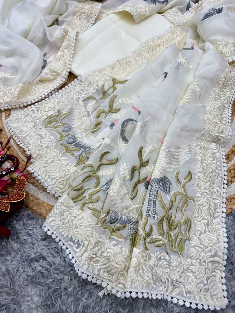 SOFT TEBBY SILK THREAD EMBROIDERY WORK SAREE AT WHOLESALE PRICE