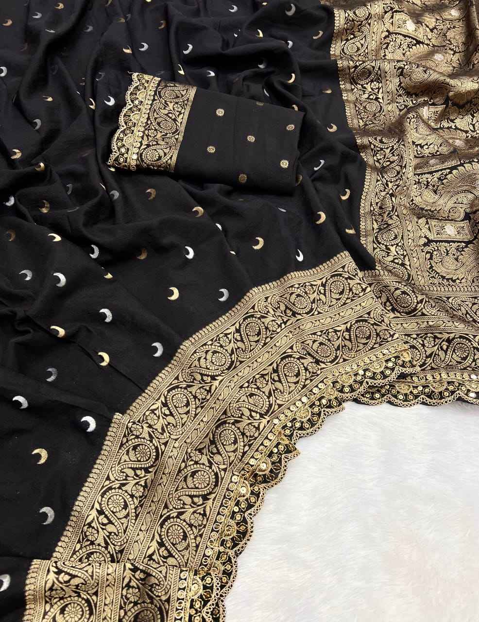 PURE KHADDI GEORGETTE KANCHI BORDER TRADITIONAL SAREE AT WHOLESALE PRICE