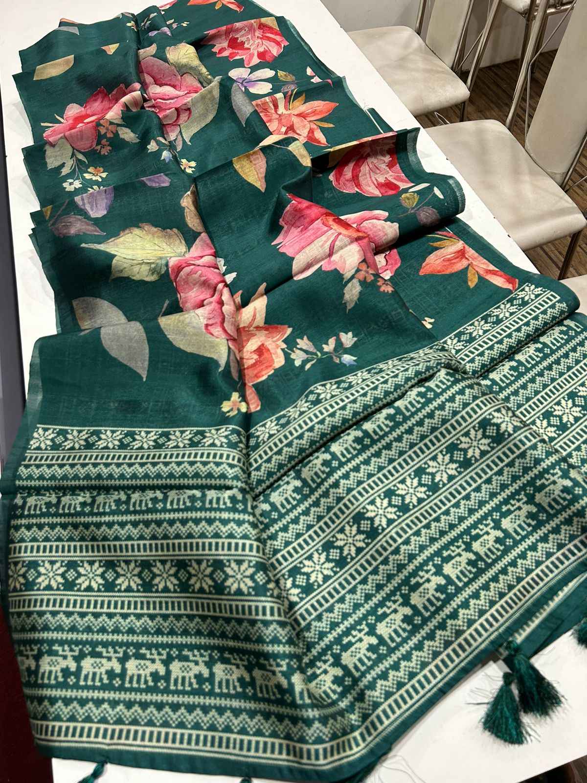 SEMI SOFT TUSSAR DIGITAL PRINT FLORAL DESIGN SAREE AT WHOLESALE PRICE