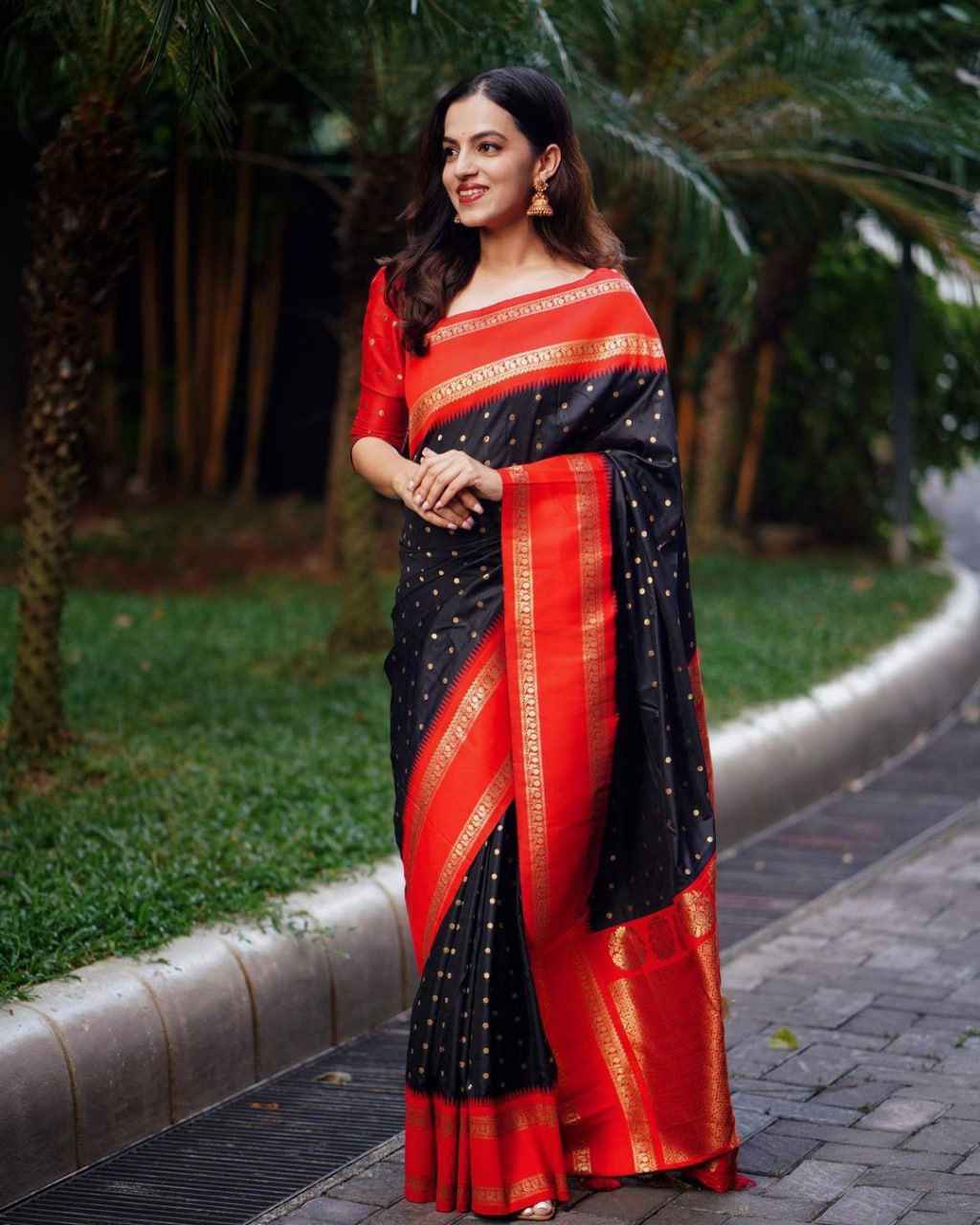 SOFT SILK JACQUARD WORK WITH RICH PALLU SAREE CODE 240 AT WHOLESALE PRICE