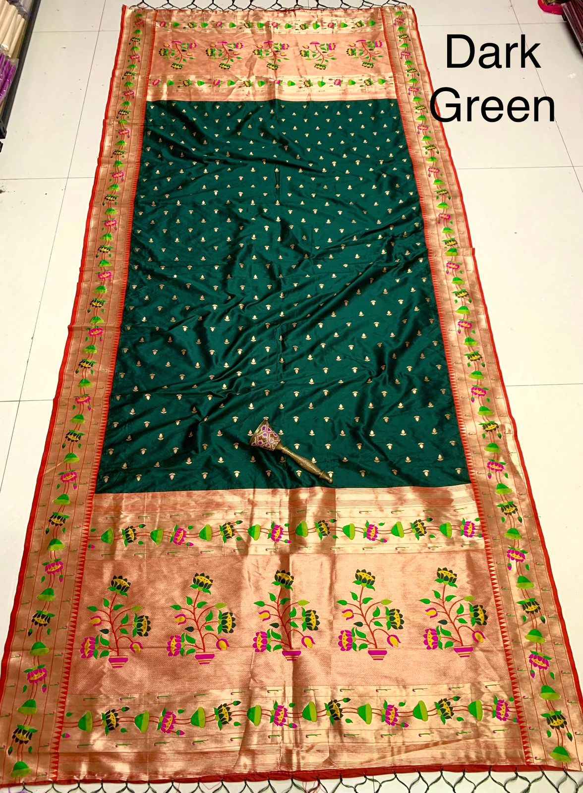 SOFT SILK JARI WEAVING FLOWER BORDER DUPTTA AT WHOLESALE PRICE