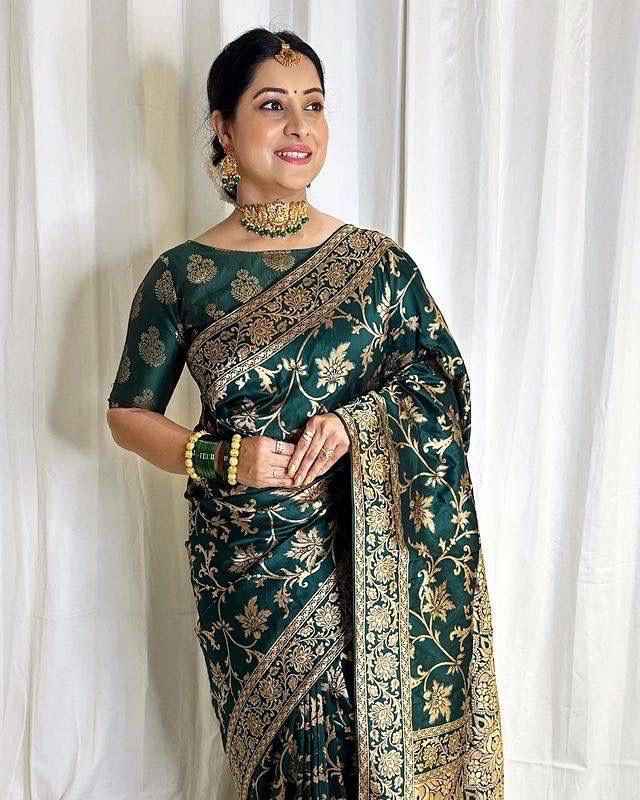 SOFT SILK RICH PALLU AND JACQUARD WORK SAREE CODE 4077 AT WHOLESALE PRICE