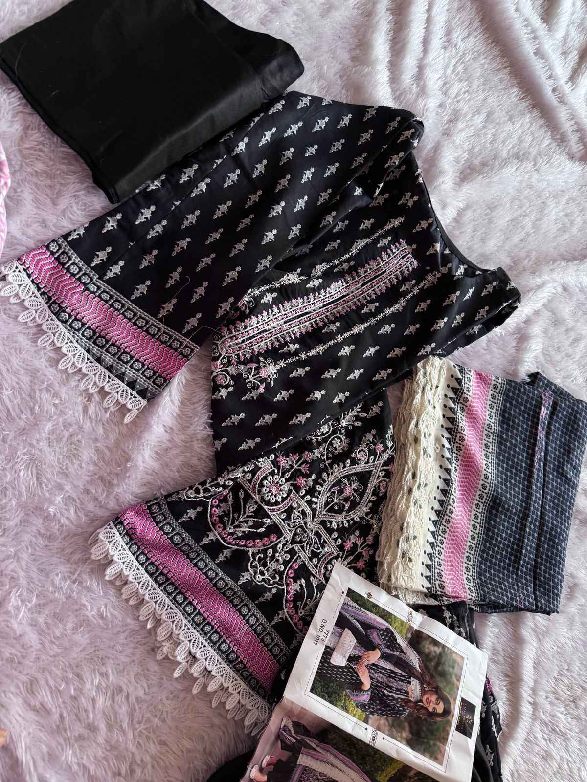 AALIZ PRINT LUXURY LAWN SELF EMBROIDERED DRESS MATERIAL AT WHOLESALE PRICE
