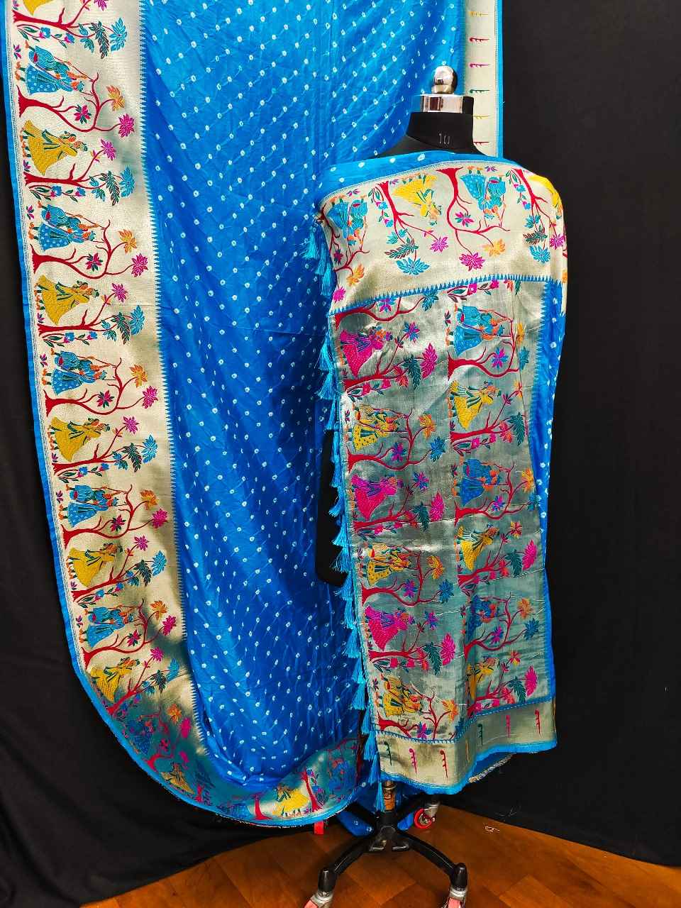 BANDHEJ WITH PAITHANI MINAKARI BORDER AND ZARI WEAVING SAREE AT WHOLESALE PRICE