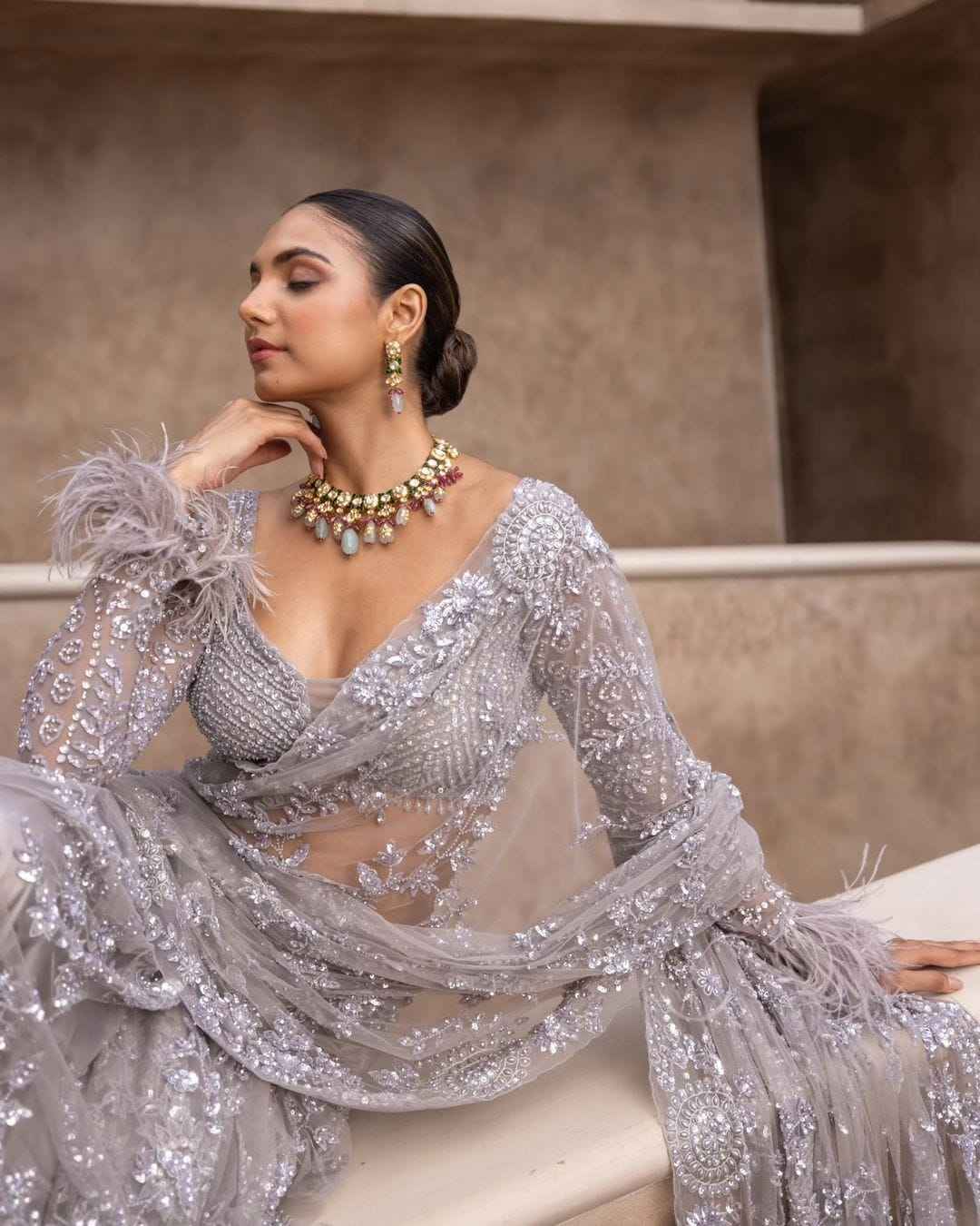 BOLLYWOOD DESIGN SEQUINS EMBROIDERY WORK NET SAREE AT WHOLESALE PRICE