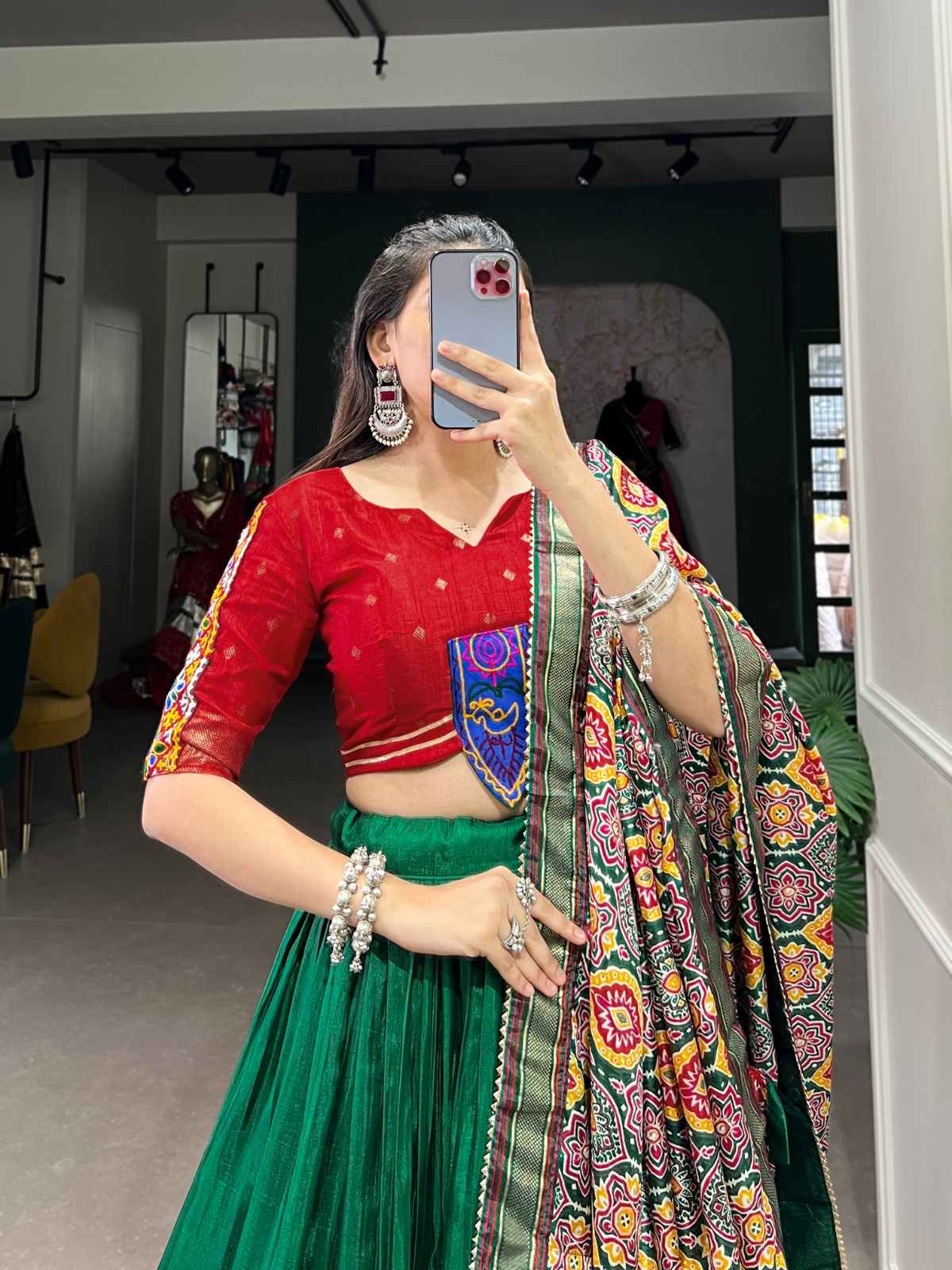 DOLA SILK PRINTED WITH FOIL WORK GAMTHI LACE LEHNGA CHOLI AT WHOLESALE PRICE