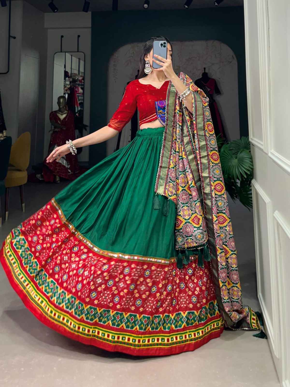 DOLA SILK PRINTED WITH FOIL WORK GAMTHI LACE LEHNGA CHOLI AT WHOLESALE PRICE