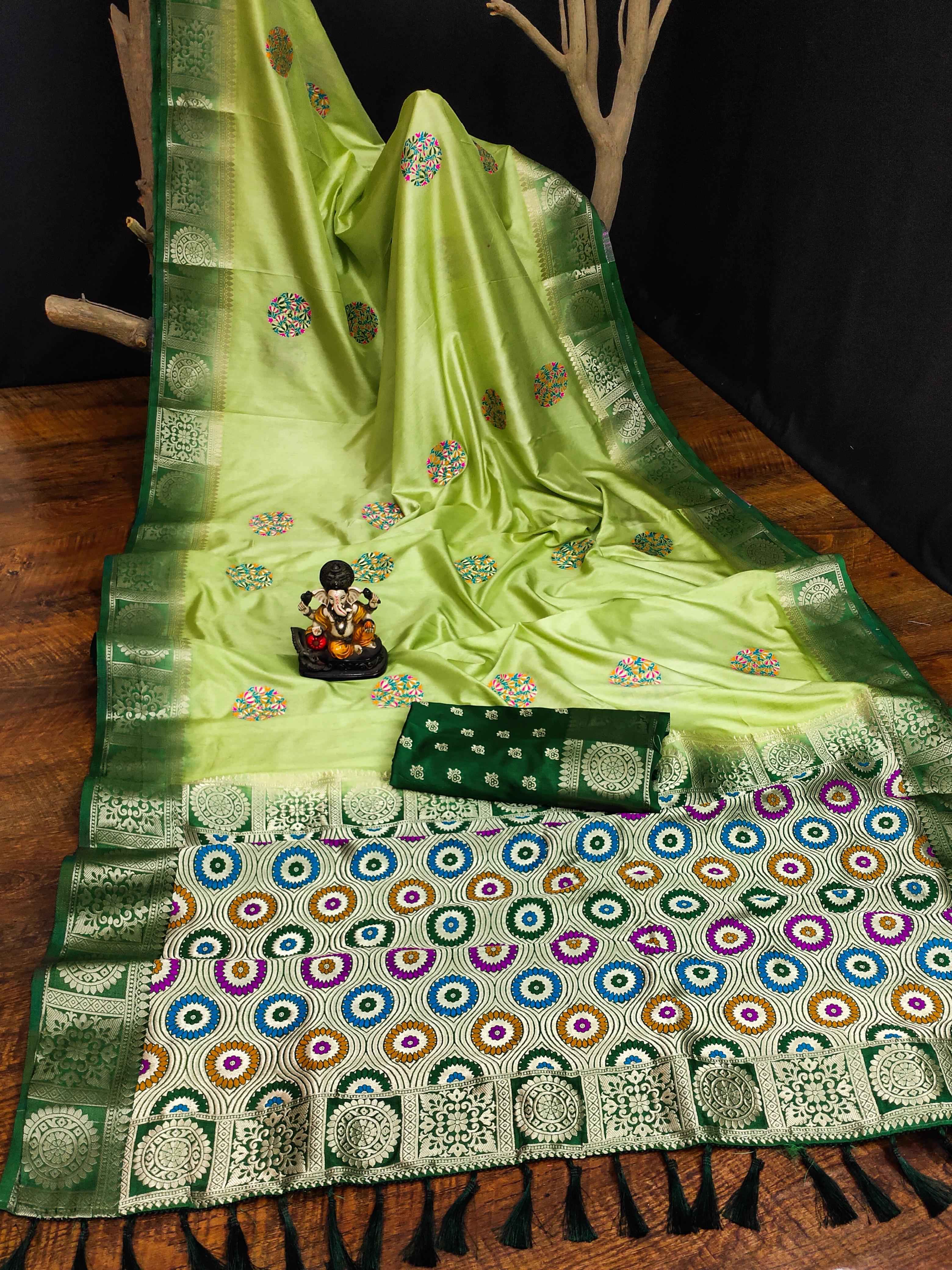 DOLA SILK UNIQUE BUTTA DESIGNS AND CONTRAST PALLU SAREE AT WHOLESALE PRICE