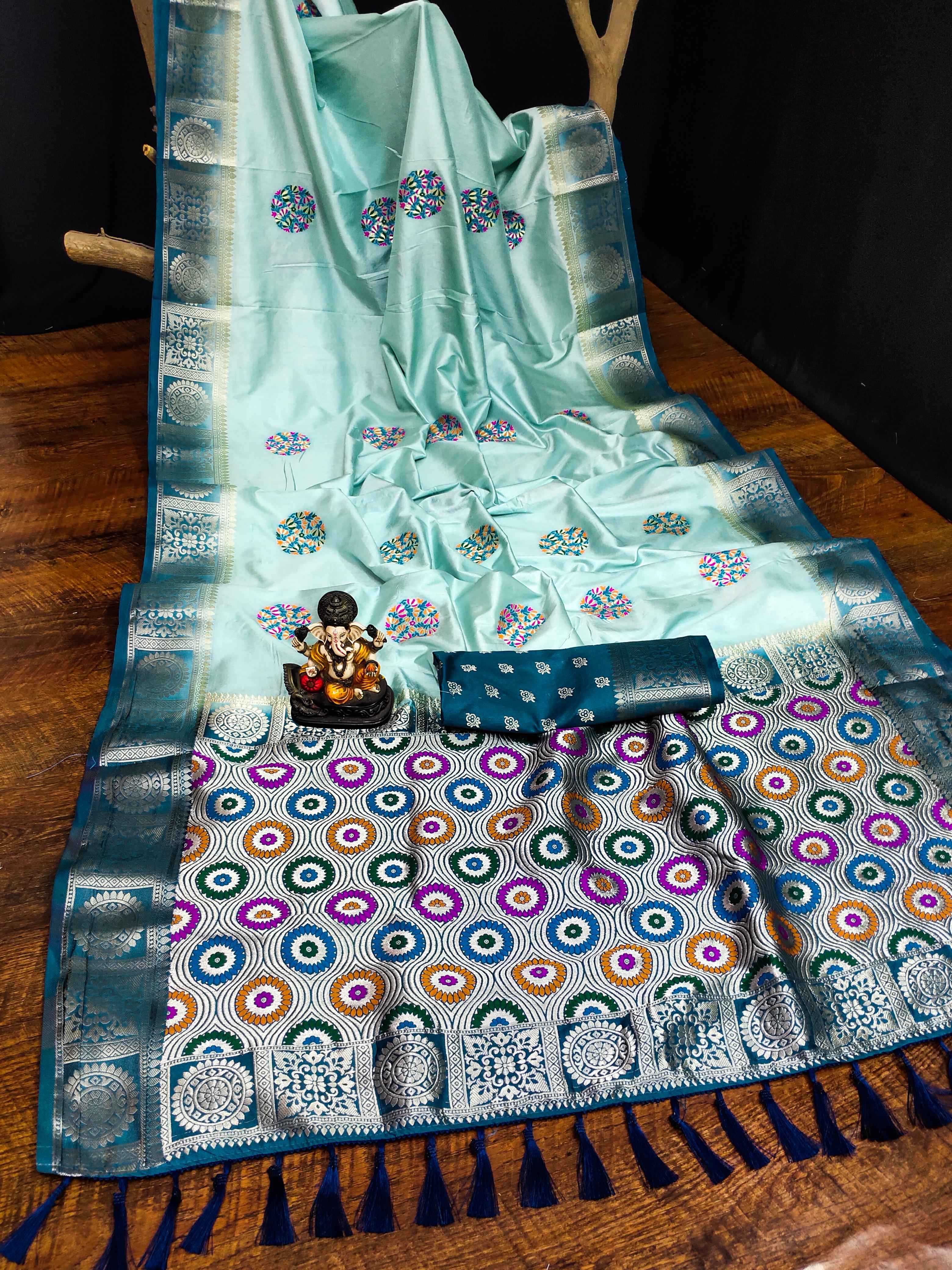 DOLA SILK UNIQUE BUTTA DESIGNS AND CONTRAST PALLU SAREE AT WHOLESALE PRICE