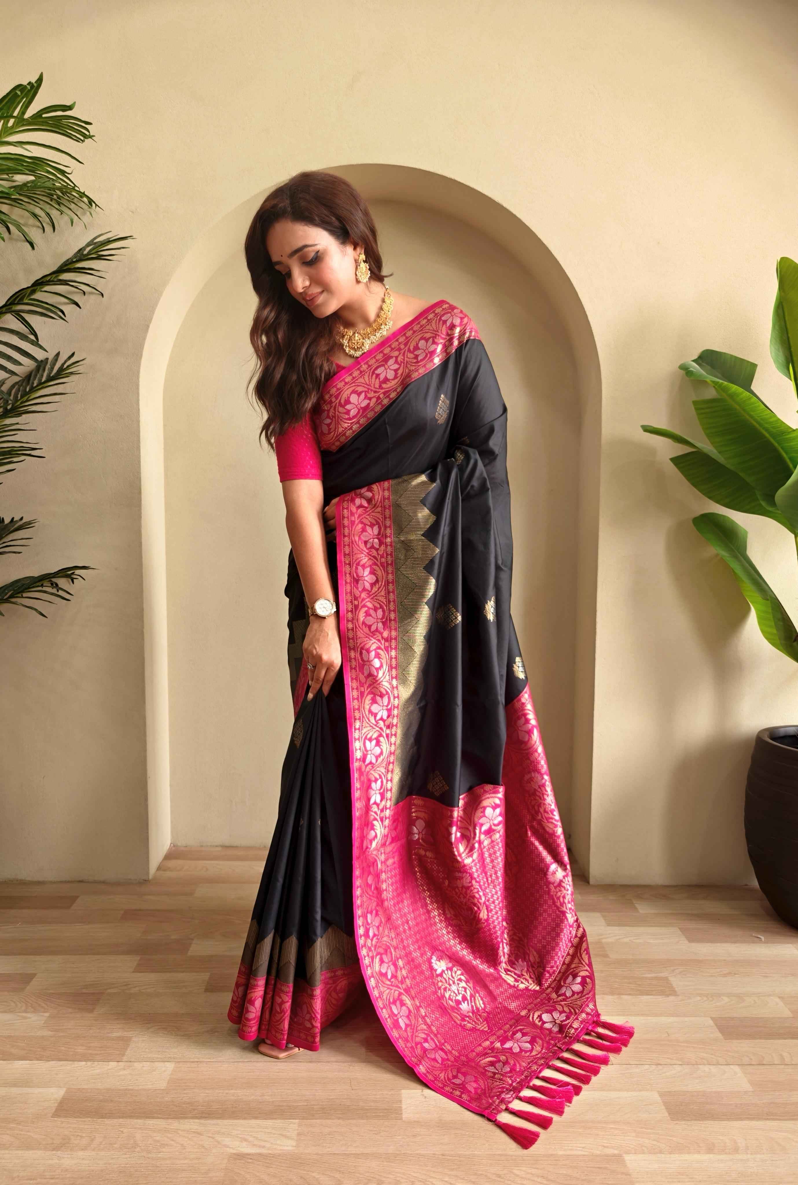 DUAL TONE SILK ZARI WEAVES CONTRAST PALLU SAREE AT WHOLESALE PRICE