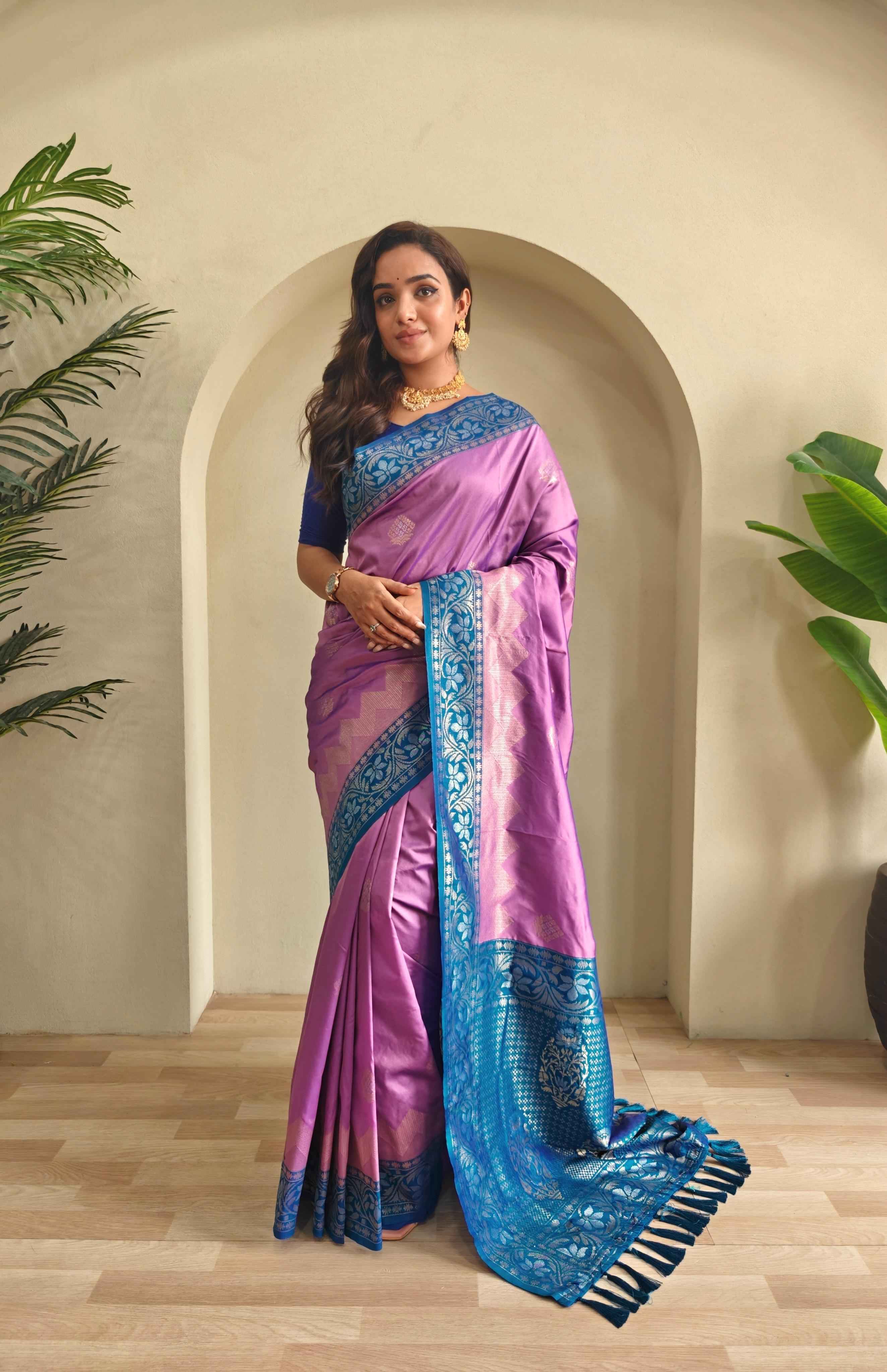 DUAL TONE SILK ZARI WEAVES CONTRAST PALLU SAREE AT WHOLESALE PRICE