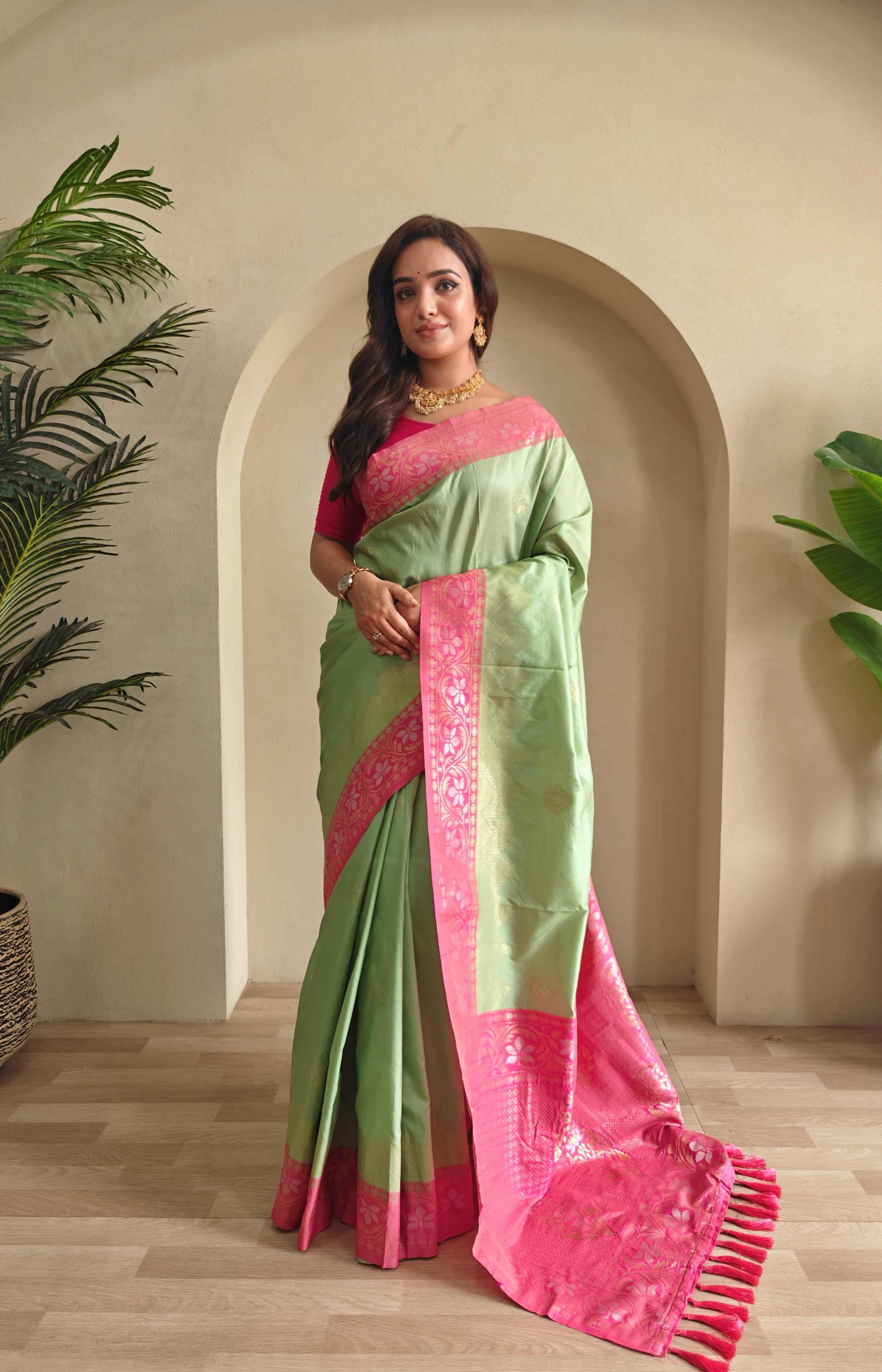 DUAL TONE SILK ZARI WEAVES CONTRAST PALLU SAREE AT WHOLESALE PRICE