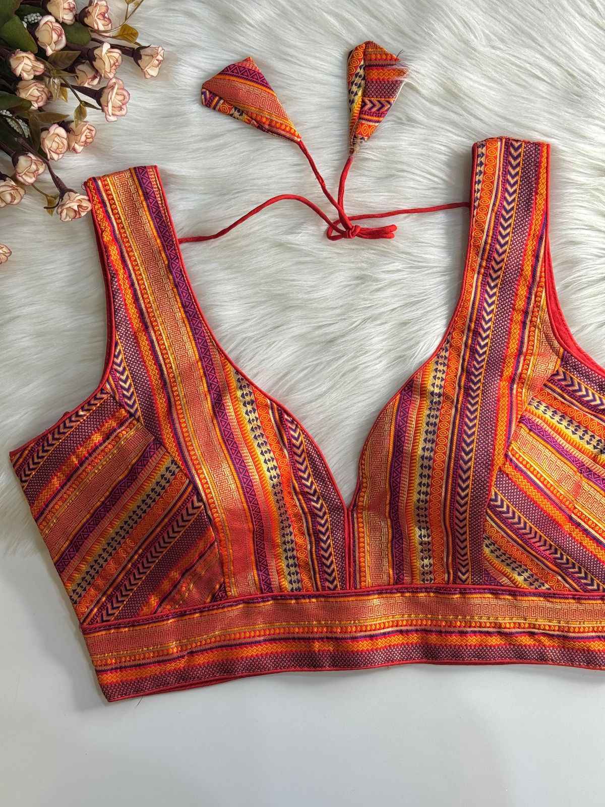 HEAVY JECQUARD PARTYWEAR DESGINE BLOUSE AT WHOLESALE PRICE