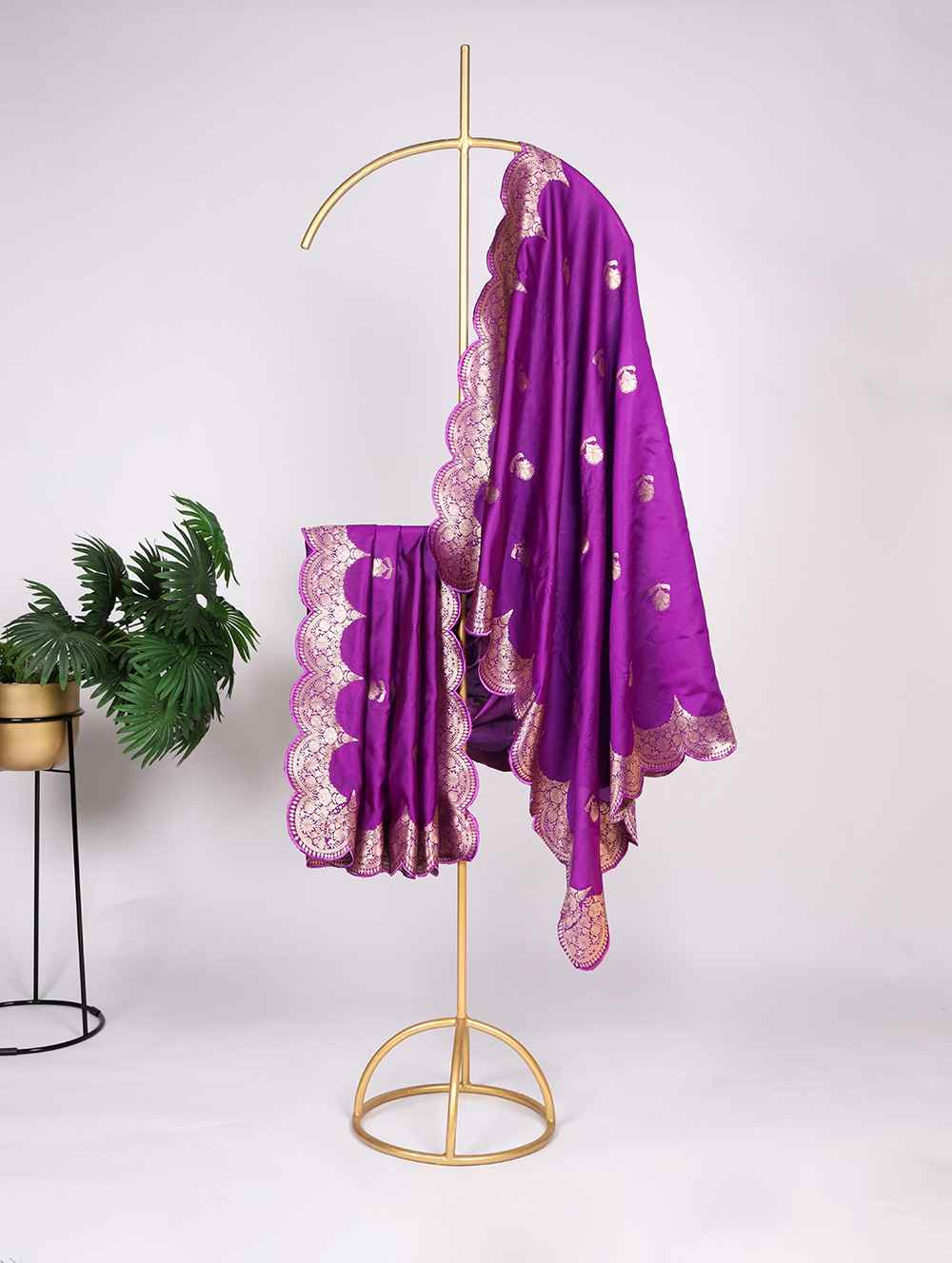 JACQUARD PAITHANI WEAVING ZARI WORK WITH TASSELS DUPATTA AT WHOLESALE PRICE