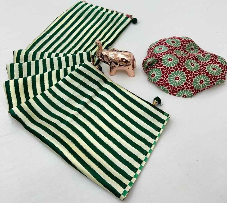 KUTCHI AJARKH PRINT SEMI GAJI WITH LEHARIYA PRINTED SAREE AT WHOLESALE PRICE