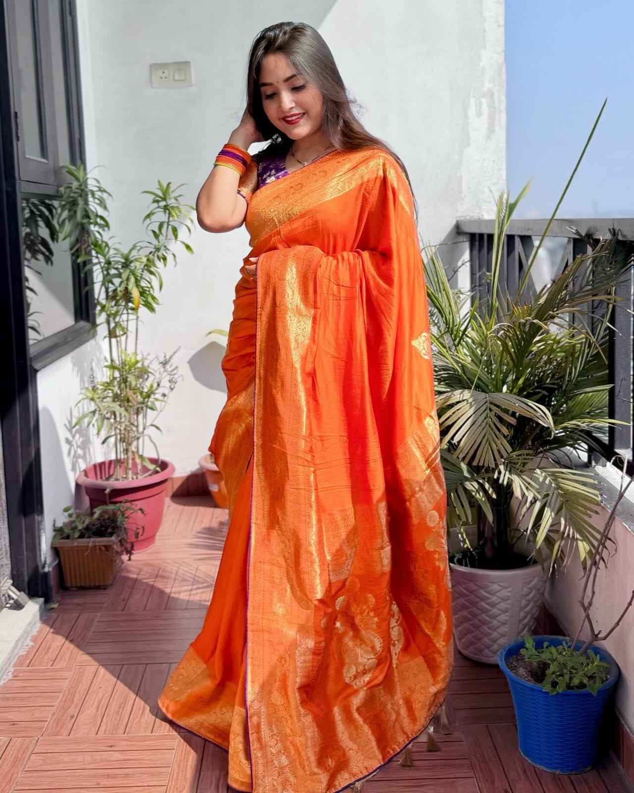 PURE BANARASI DOLA SILK GOLD ZARI WEAVING DESIGNER SAREES AT WHOLESALE PRICE