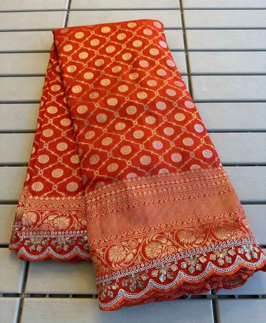 PURE CREPE KHADI SILK PATTU WITH ZARI WEAVING SAREE AT WHOLESALE PRICE
