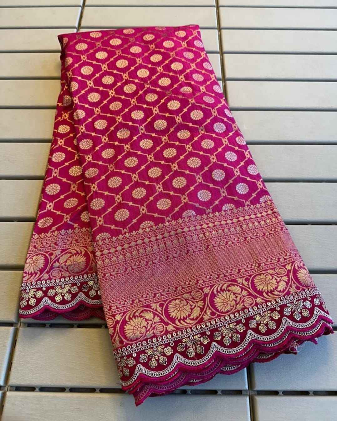 PURE CREPE KHADI SILK PATTU WITH ZARI WEAVING SAREE AT WHOLESALE PRICE