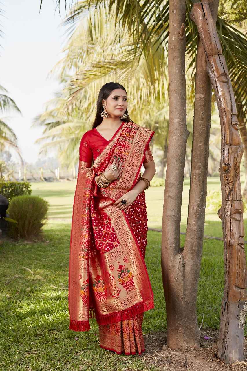 PURE GHARCHOLA BANDHEJ SILK WITH MINAKARI ZARI SAREE AT WHOLESALE PRICE