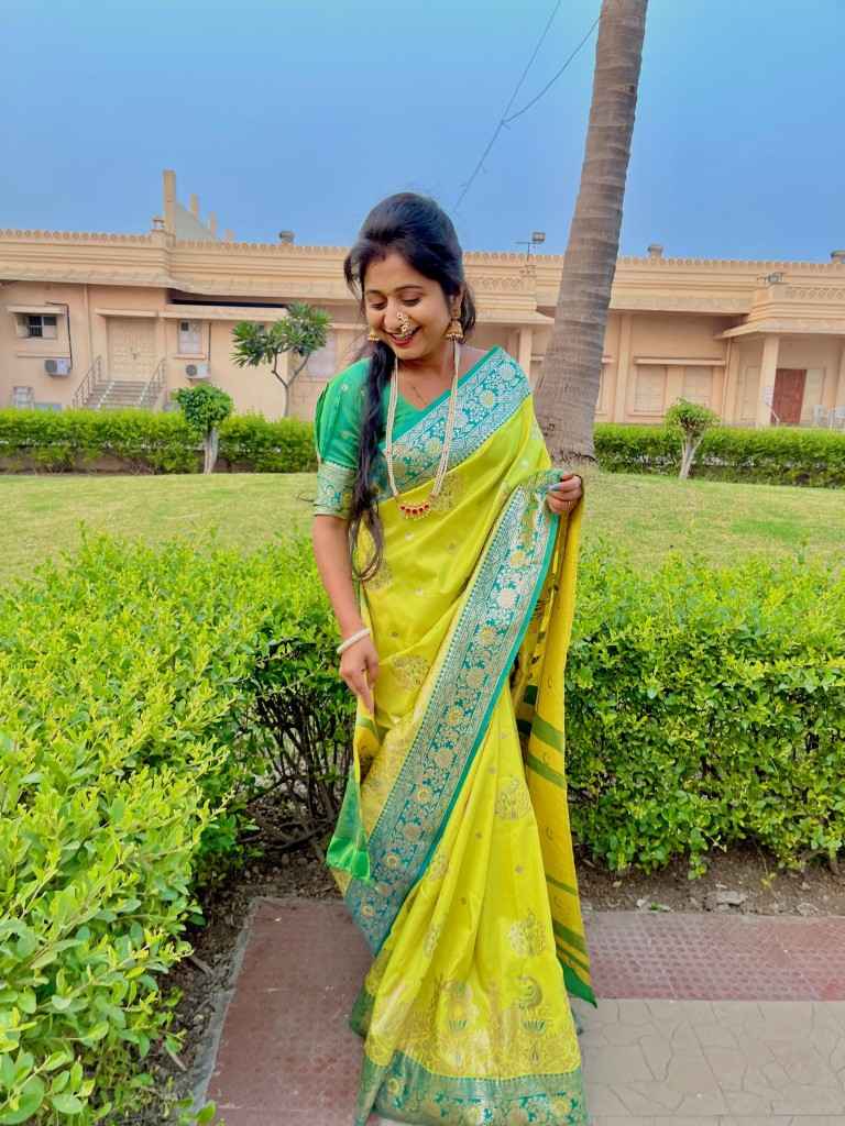 PURE PAITHANI TYPE BANARASI SILK WITH GOLDN ZARI WEAVING SAREE AT WHOLESALE PRICE