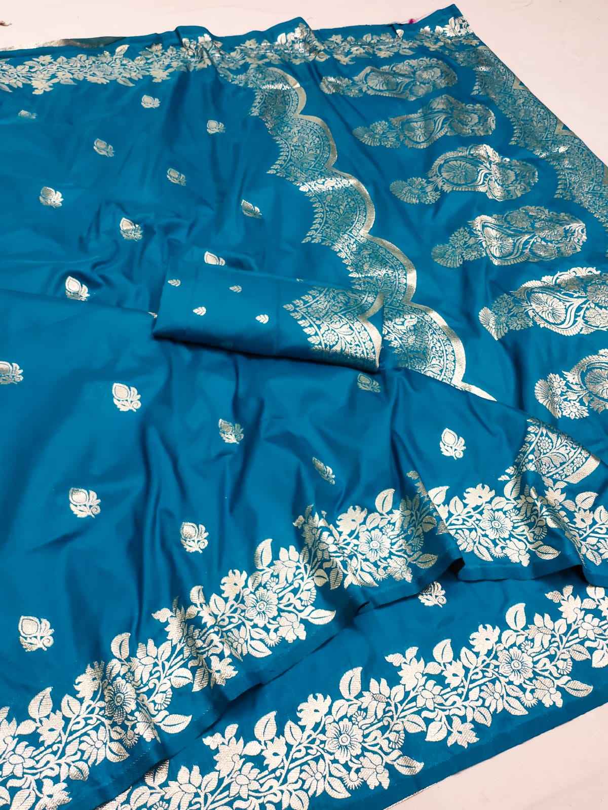 PURE SOFT BANARASI SILK ZARI WORK WITH HEAVY BORDER SAREE AT WHOLESALE PRICE