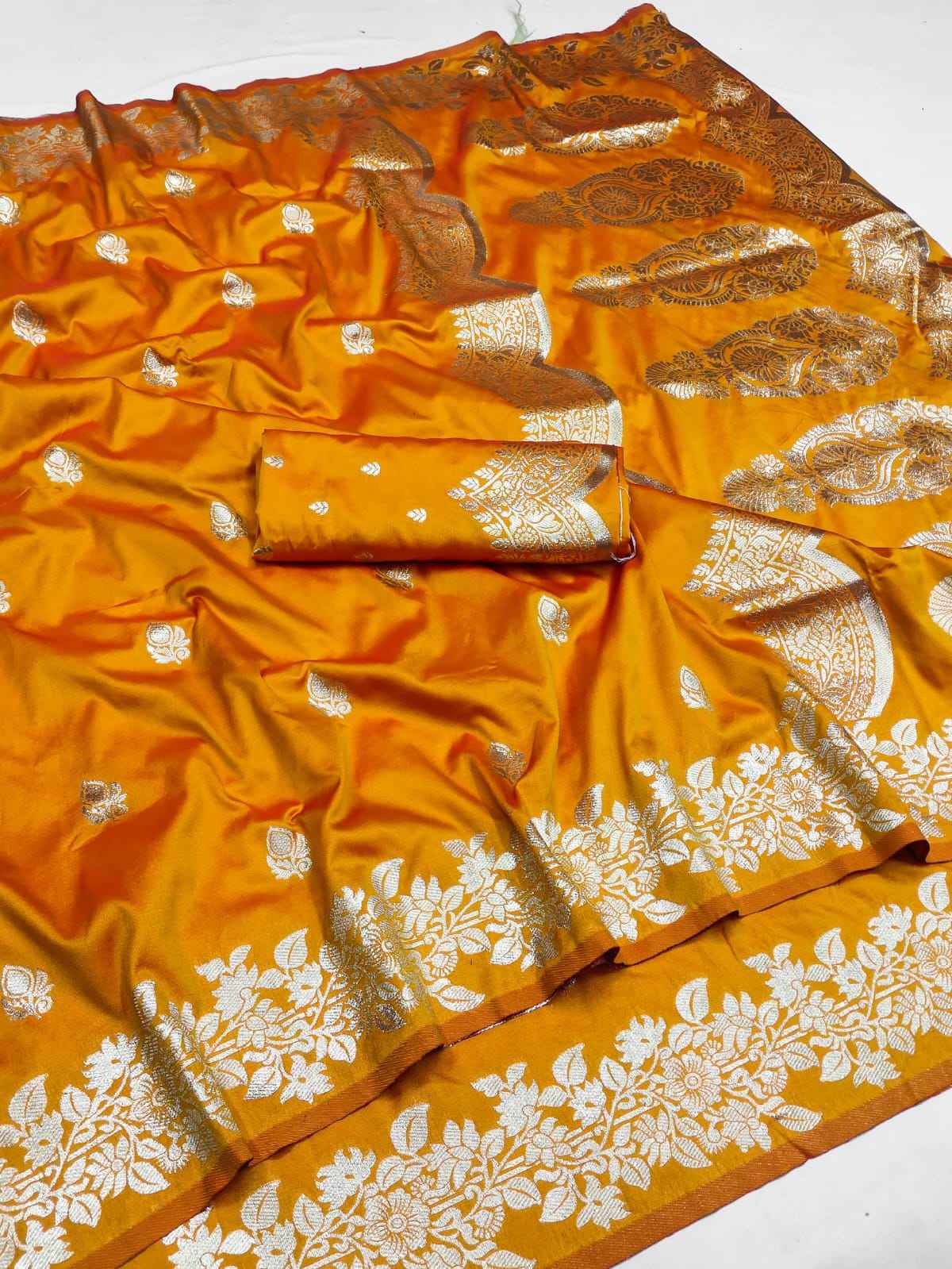 PURE SOFT BANARASI SILK ZARI WORK WITH HEAVY BORDER SAREE AT WHOLESALE PRICE