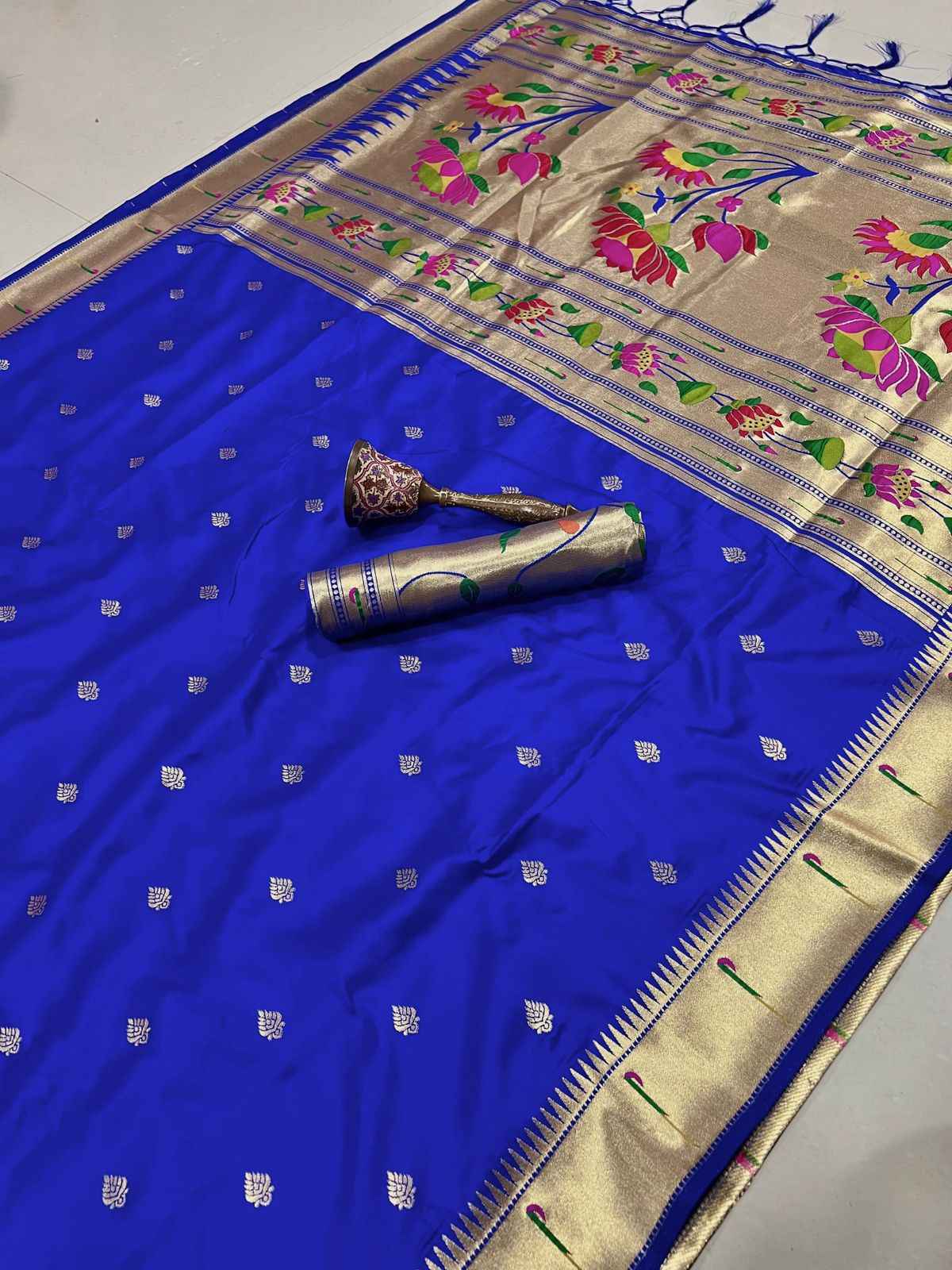 PURE SOFT GOLD ZARI KANCHIVRAM PAITHANI SILK WEAVING SAREE AT WHOLESALE PRICE