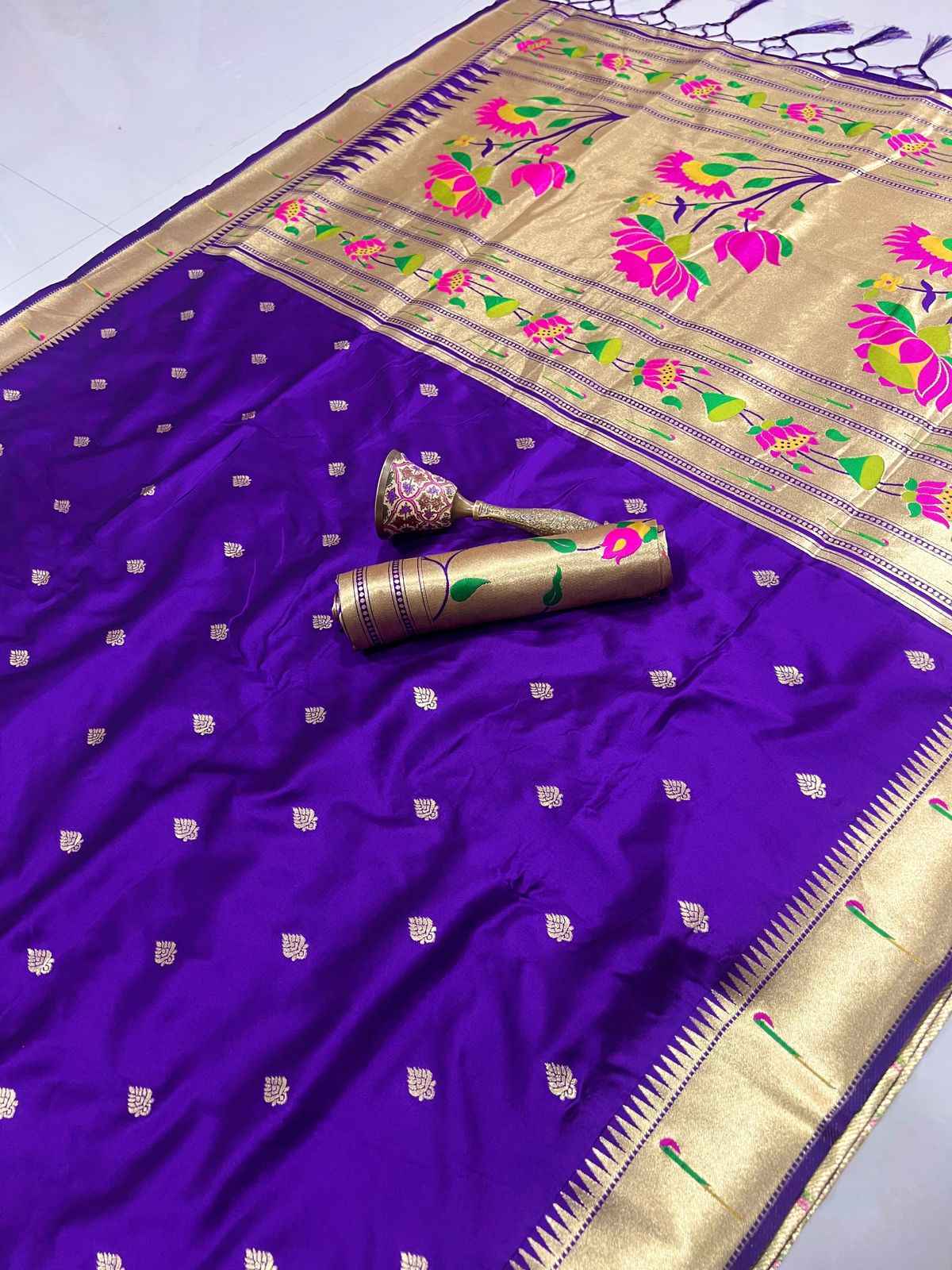 PURE SOFT GOLD ZARI KANCHIVRAM PAITHANI SILK WEAVING SAREE AT WHOLESALE PRICE