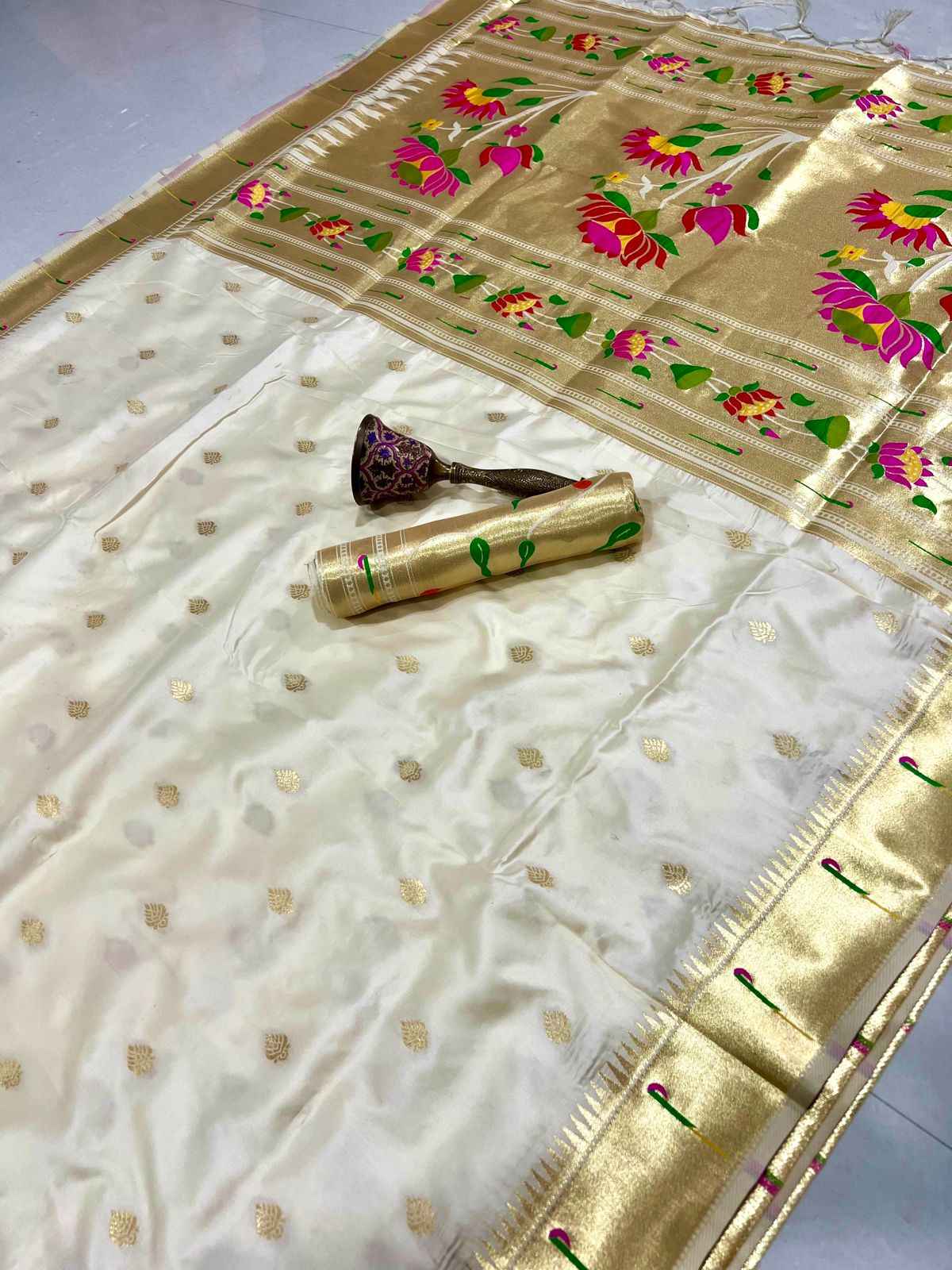 PURE SOFT GOLD ZARI KANCHIVRAM PAITHANI SILK WEAVING SAREE AT WHOLESALE PRICE