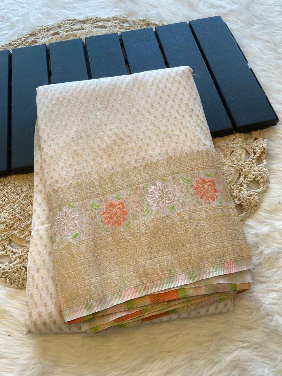 PURE SOFT KHADI CREPE SILK  WITH RICH ZARI WOOVEN PALLU SAREE AT WHOLESALE PRICE