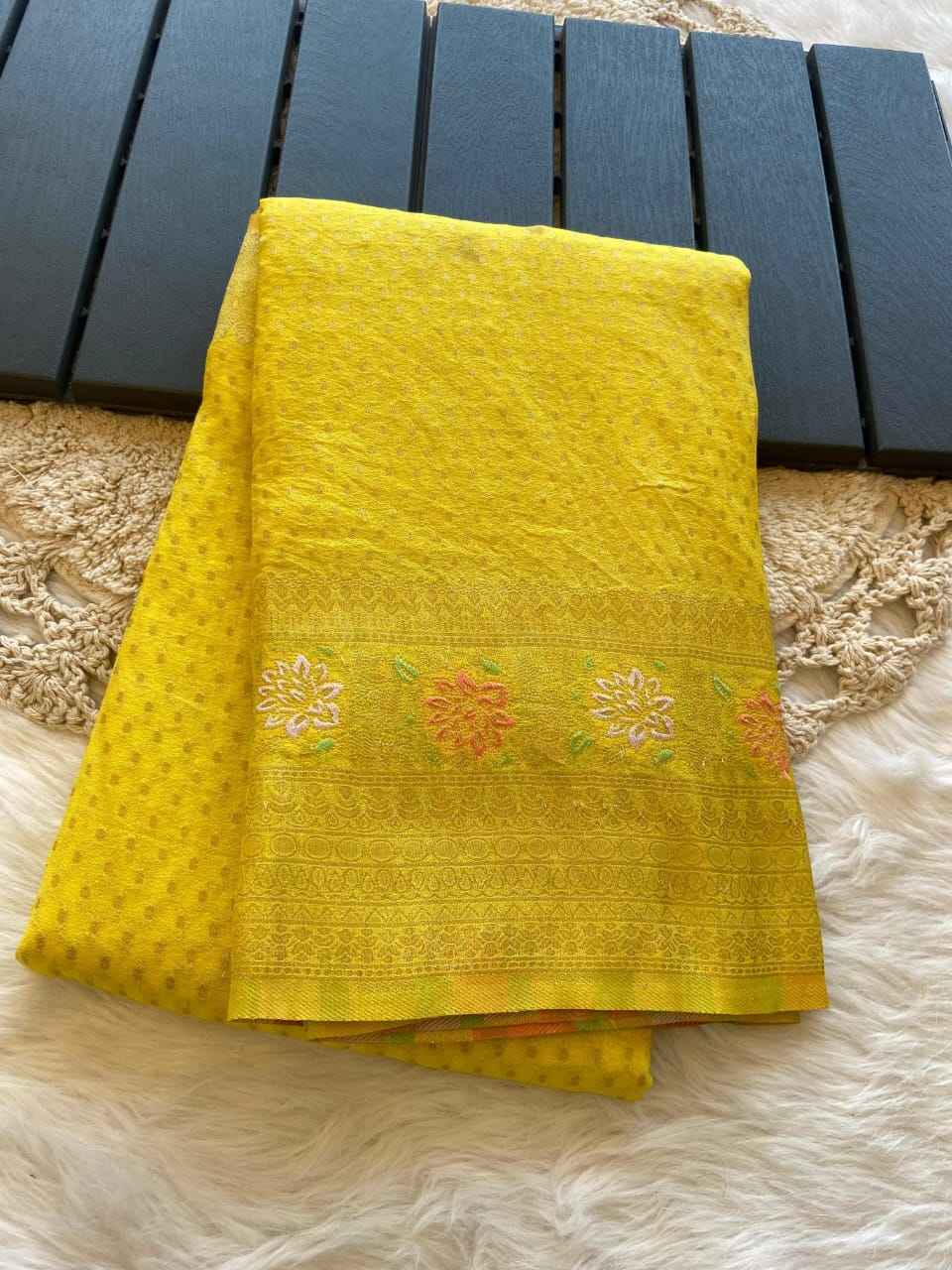 PURE SOFT KHADI CREPE SILK  WITH RICH ZARI WOOVEN PALLU SAREE AT WHOLESALE PRICE