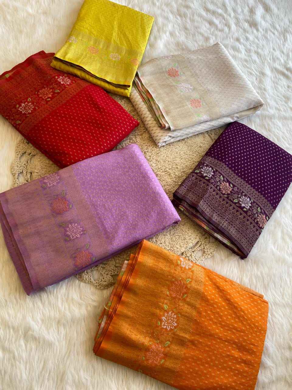 PURE SOFT KHADI CREPE SILK  WITH RICH ZARI WOOVEN PALLU SAREE AT WHOLESALE PRICE