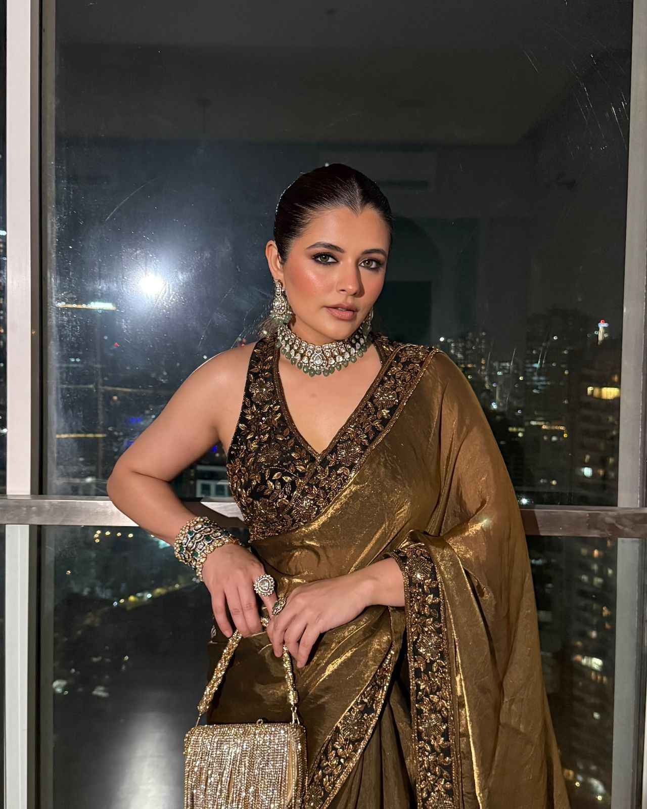 PURE SPACE SILK SEQUINS AND ZARI EMBROIDERY WORK SAREE AT WHOLESALE PRICE