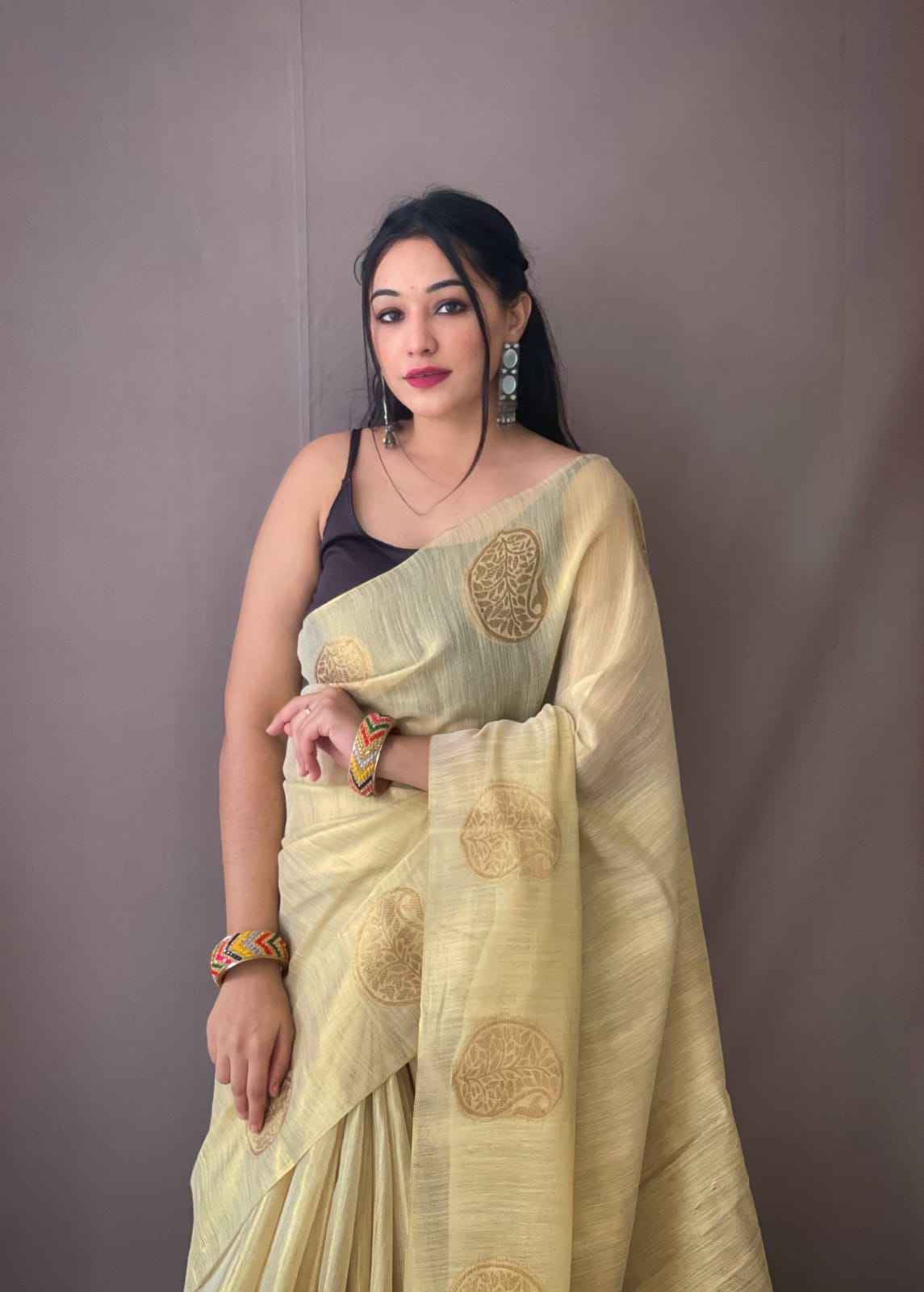 PURE TISSUE SILK WITH ZARI WEAVING BUTTI SAREE AT WHOLESALE PRICE