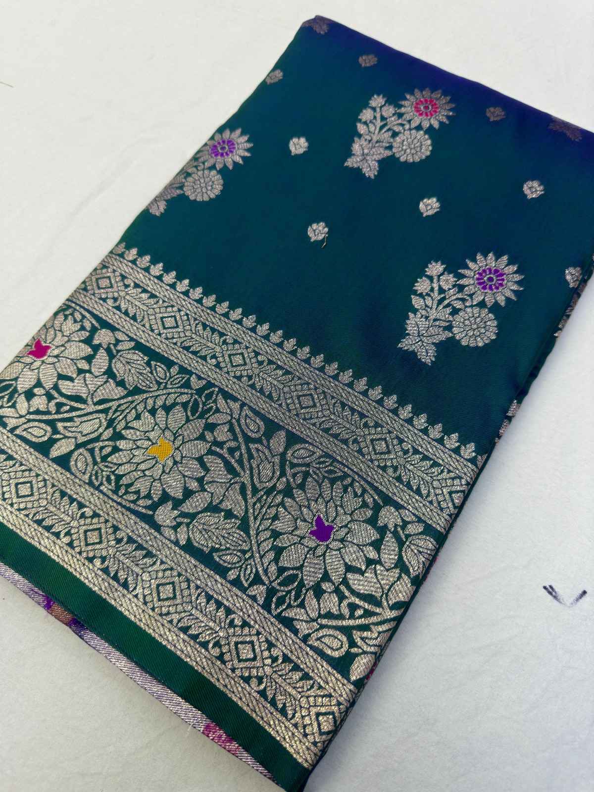 SOFT BANARASI KATAN SILK GOLD ZARI WEAVING DESIGN SAREE AT WHOLESALE PRICE
