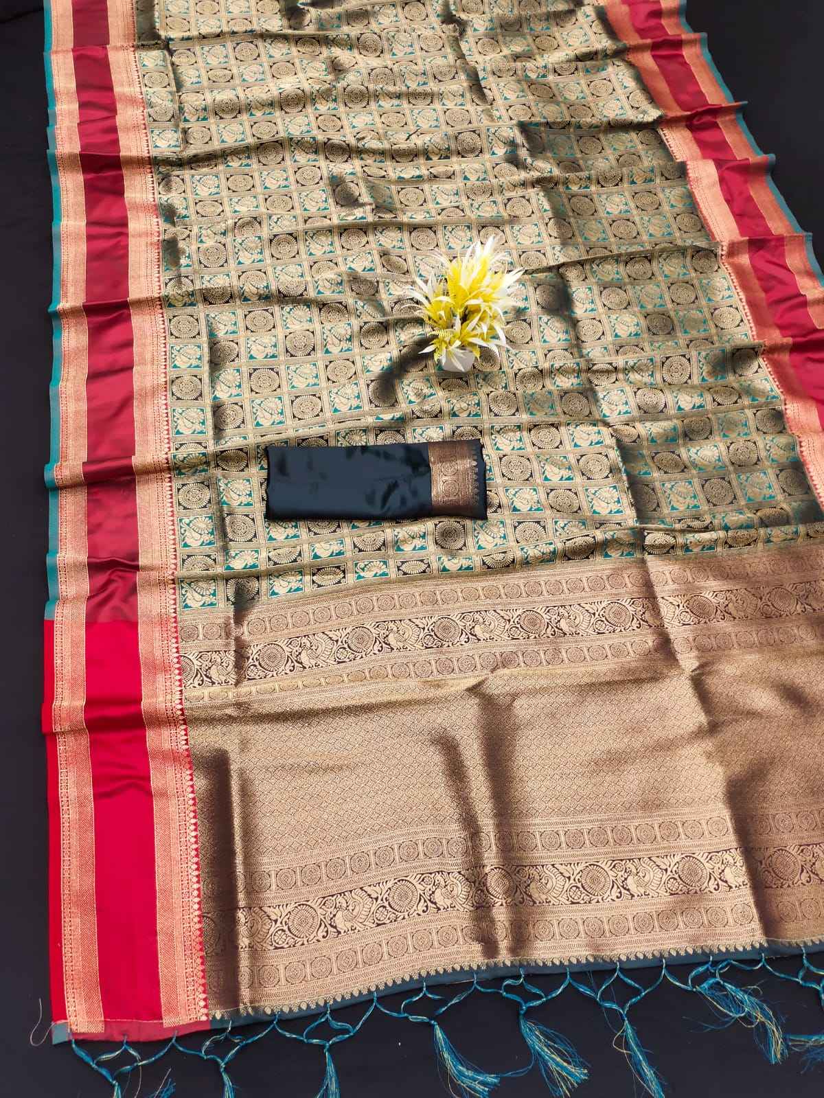 SOFT BANARASI SILK GOLD WEAVING JARI SAREE AT WHOLESALE PRICE 