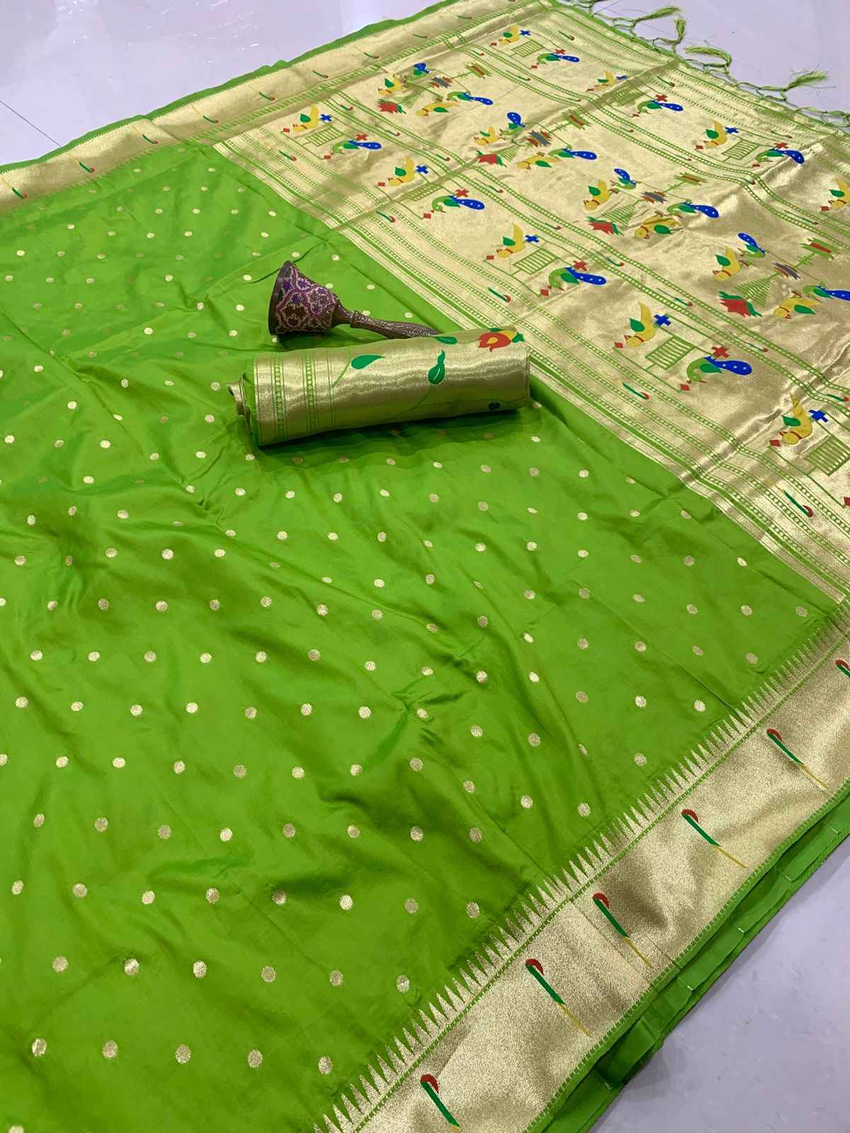 SOFT GOLD ZARI KANCHIVRAM  PAITHANI SILK PEACOCK BODER SAREE AT WHOLESALE PRICE