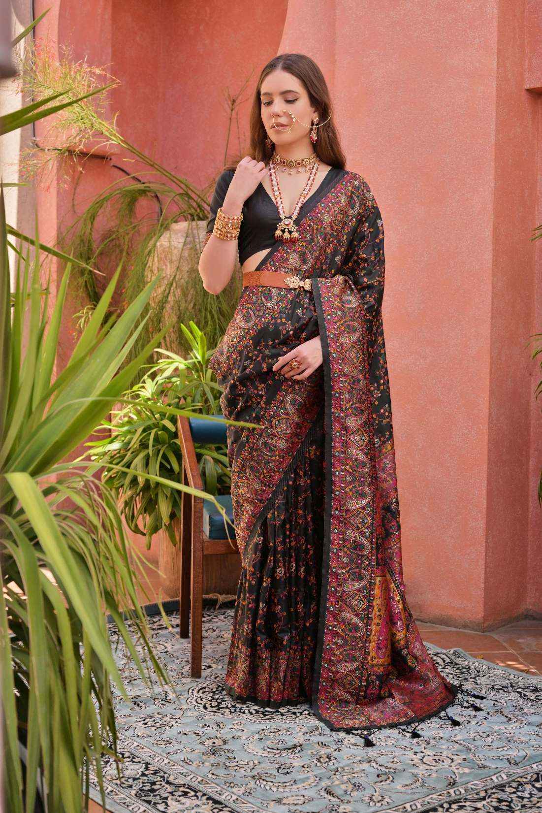 SOFT PASHMINA SILK WEAVING PALLU WITH FANCY TASSELS SAREE AT WHOLESALE PRICE