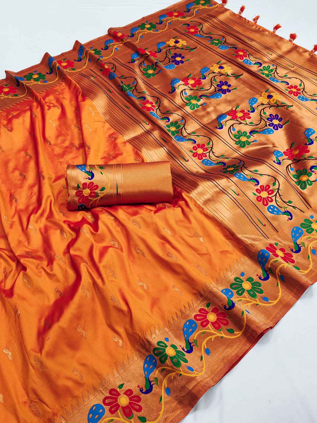SOFT PETHANI WITH ZARI MEENAKARI WEAWING SILK SAREE AT WHOLESALE PRICE