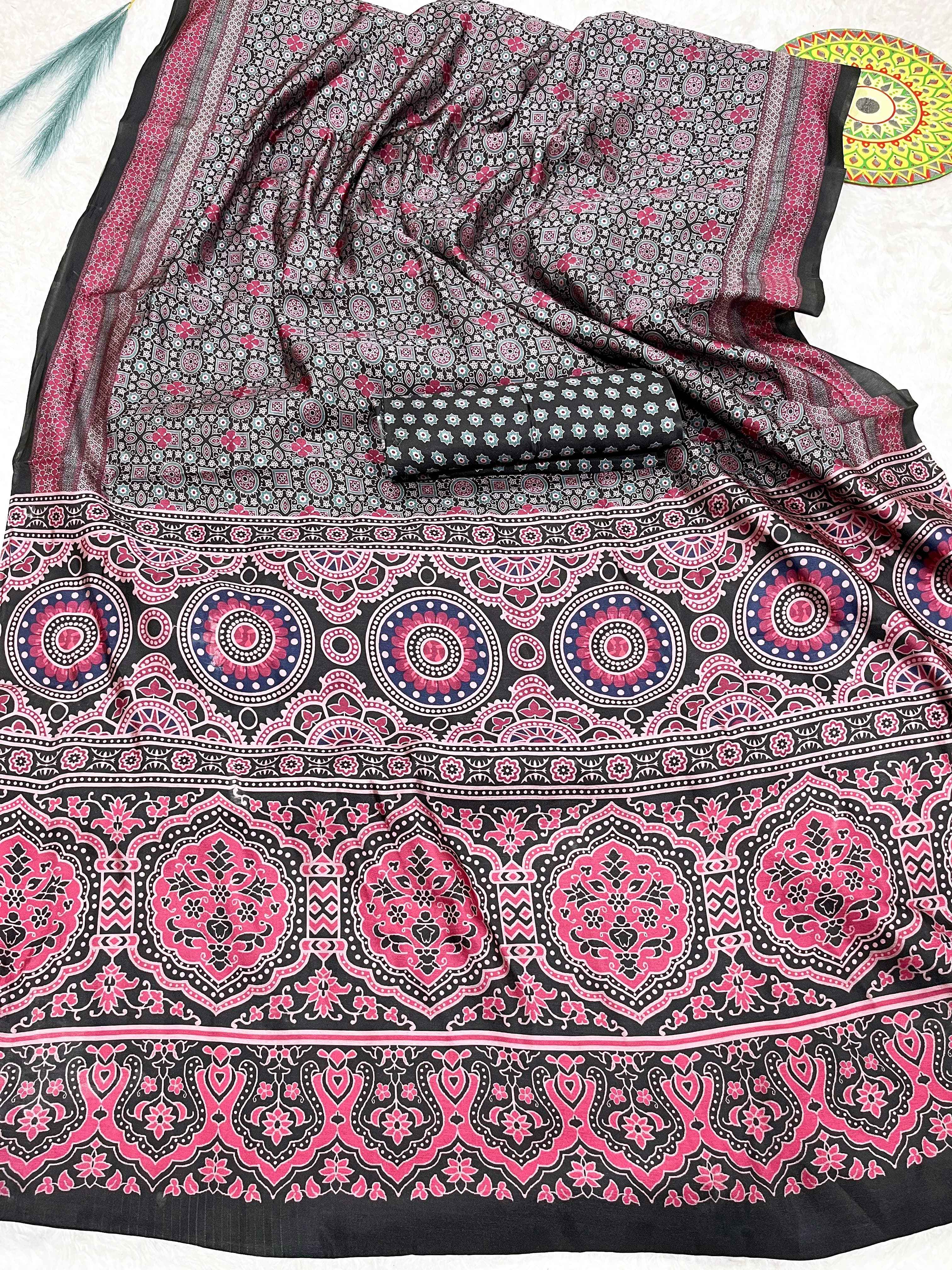 TRADITIONAL SOFT AJRAKH PRINTED SILK SAREE AT WHOLESALE PRICE