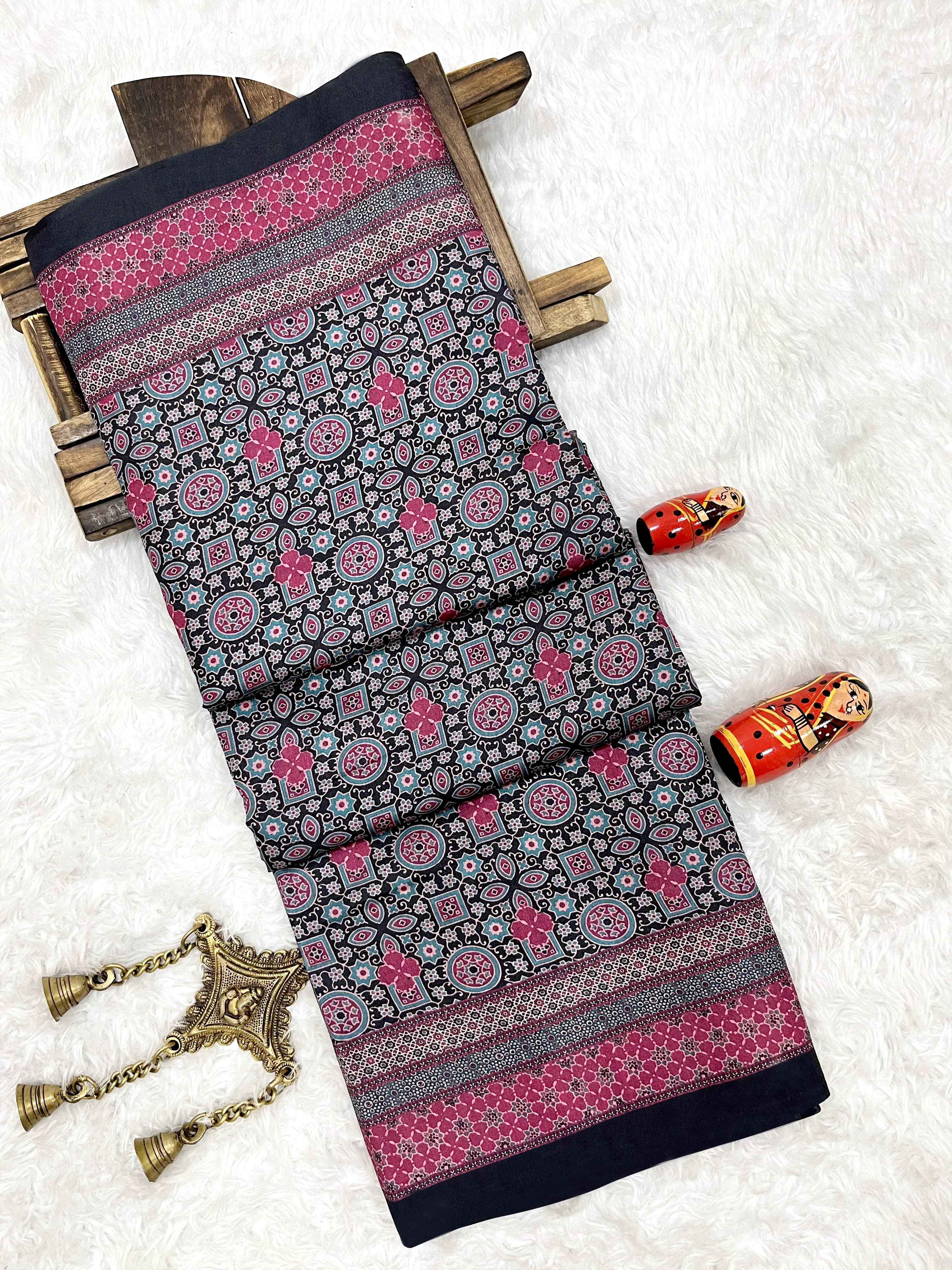 TRADITIONAL SOFT AJRAKH PRINTED SILK SAREE AT WHOLESALE PRICE