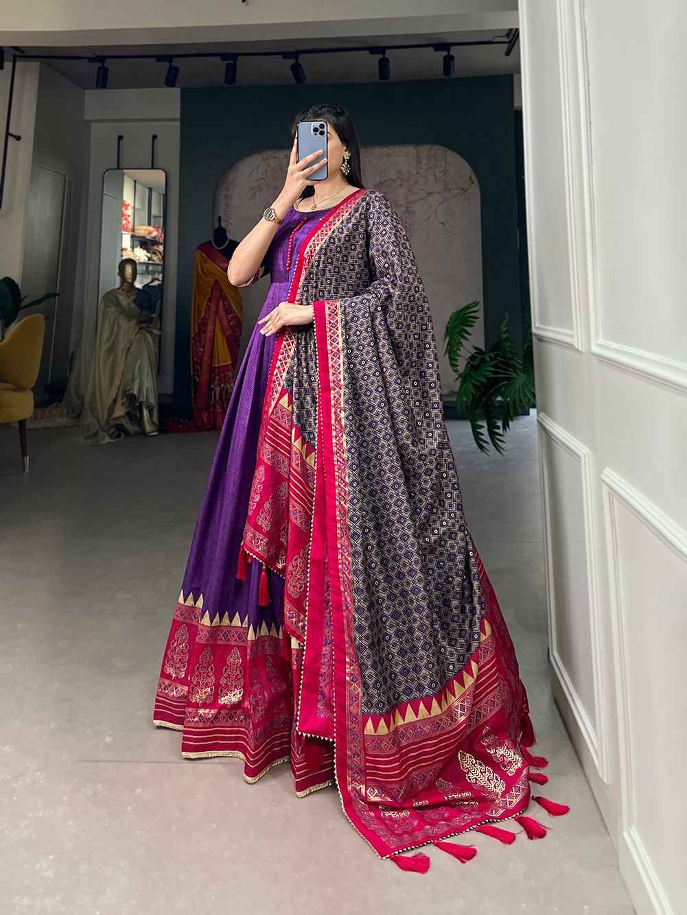TUSSAR SILK PRINT WITH FOIL PRINT READY TO WEAR GOWN AT WHOLESALE PRICE