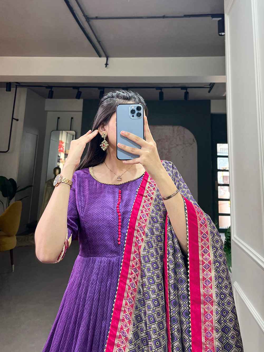 TUSSAR SILK PRINT WITH FOIL PRINT READY TO WEAR GOWN AT WHOLESALE PRICE