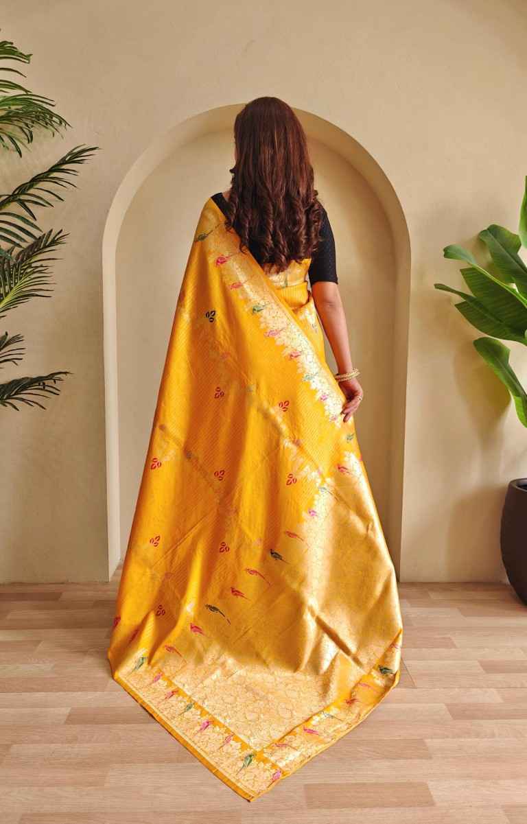 BENARASI MUSHRO SATIN SILK WITH ZARI WEAVING SAREE AT WHOLESALE PRICE