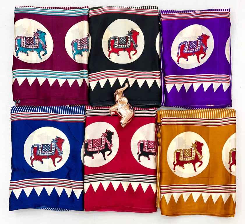 KUTCHI AJARKH PRINT GAJI WITH LEHARIYA PRINTED SAREE AT WHOLESALE PRICE