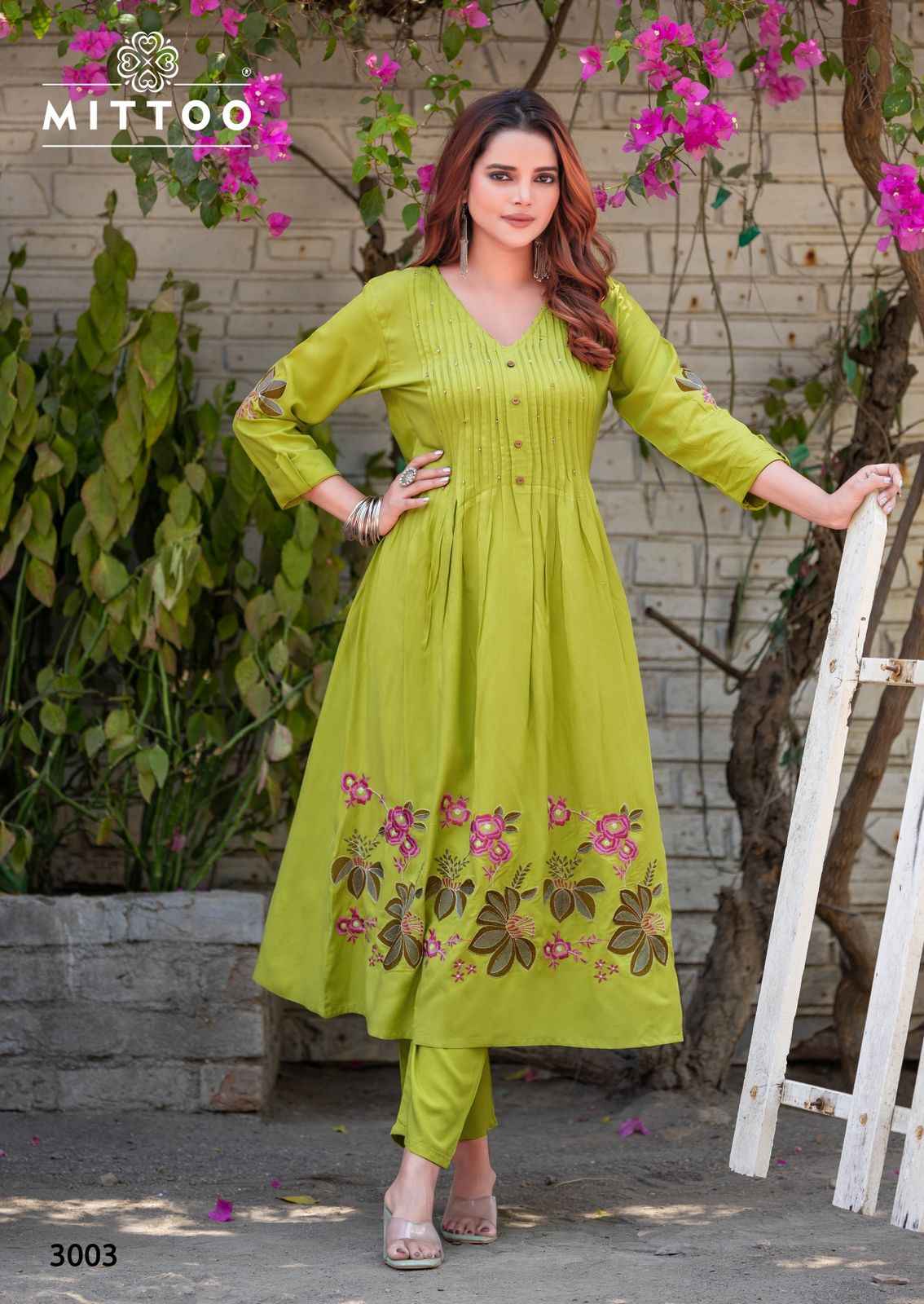 MITTOO TANVIKA HEAVY RAYON THREAD & HANDWORK ROUND KURTI PANT AT WHOLESALE PRICE